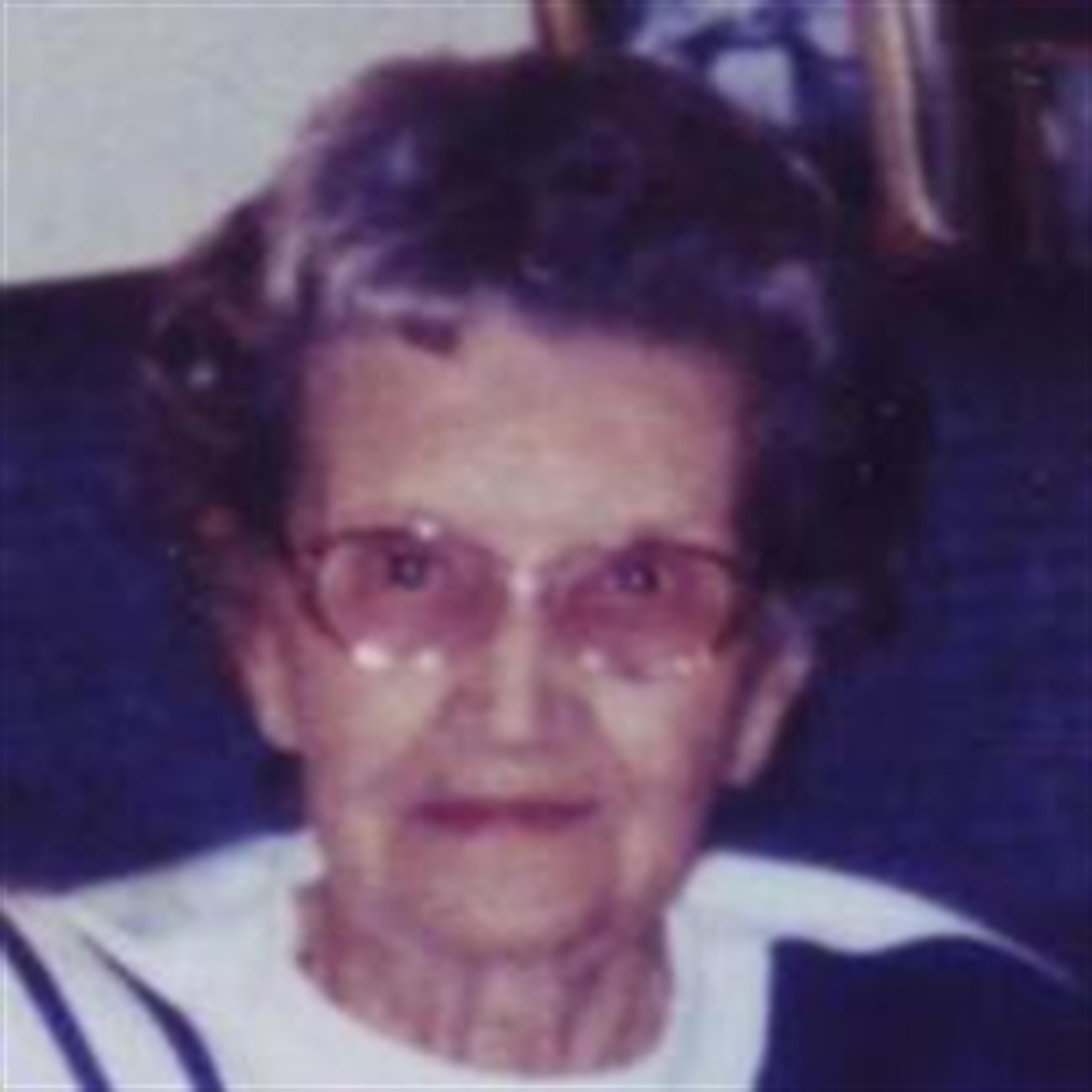 Naomia Hefton (Lebanon)