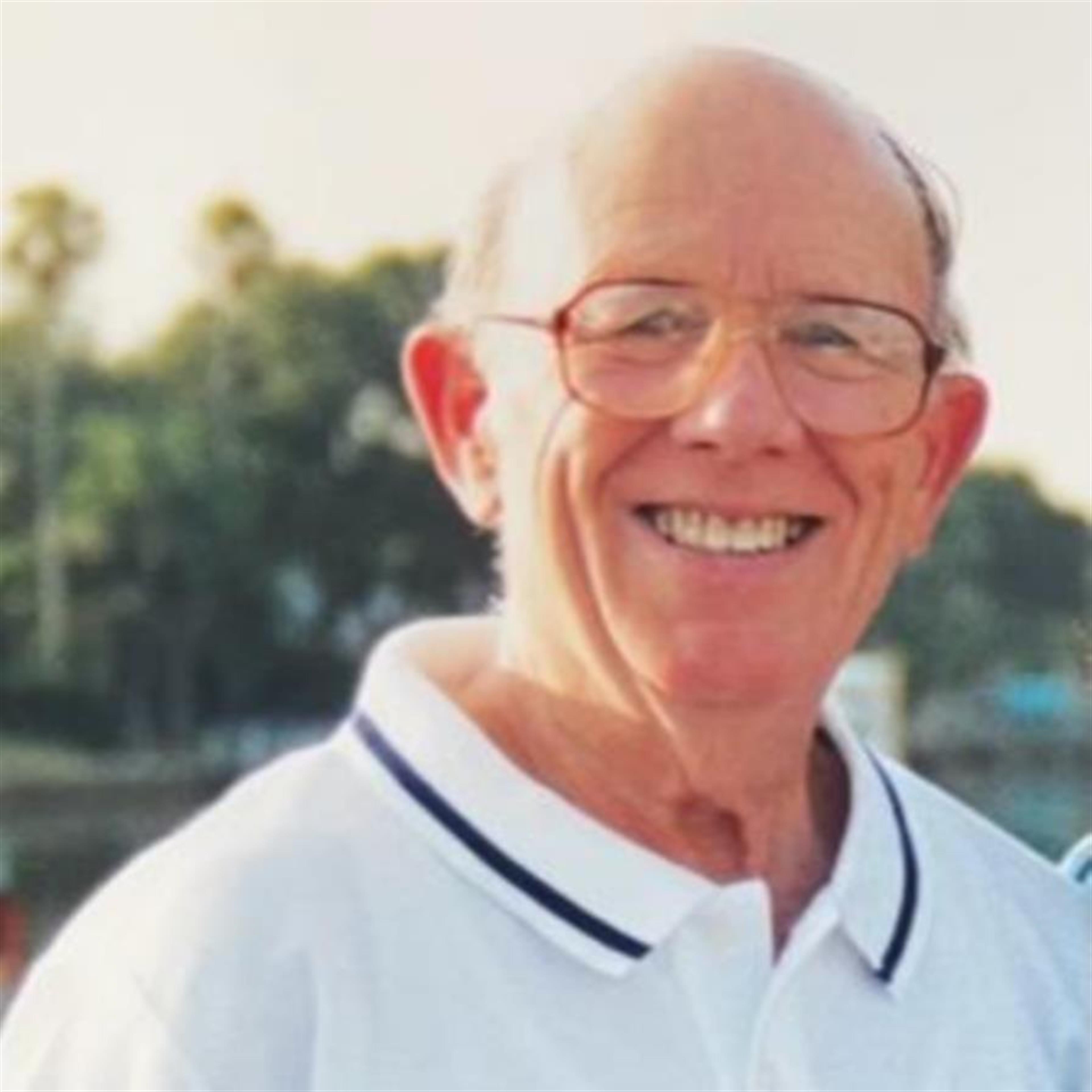 Antonio E. Cifuentes
