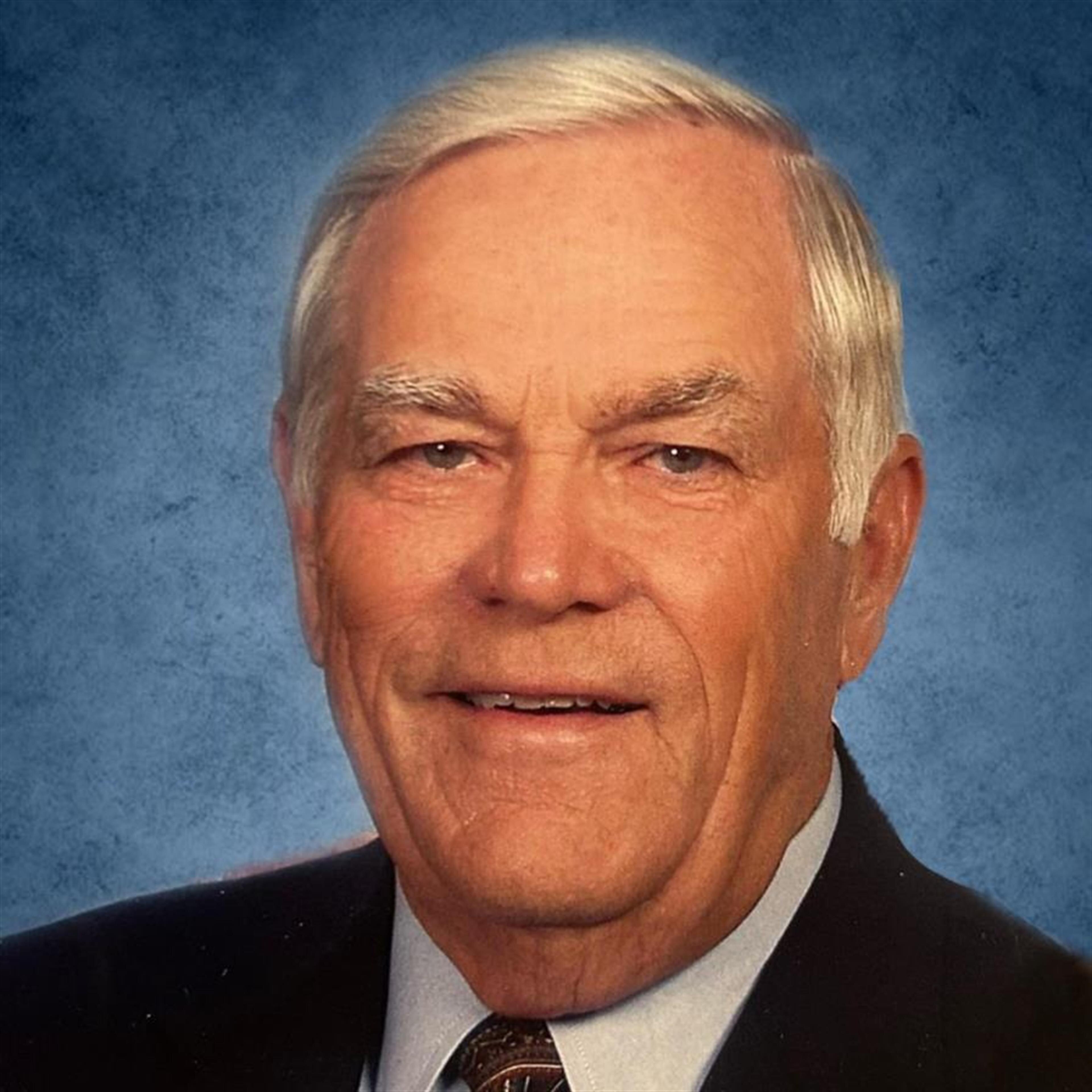 Mr. Gene Cardwell Ligon