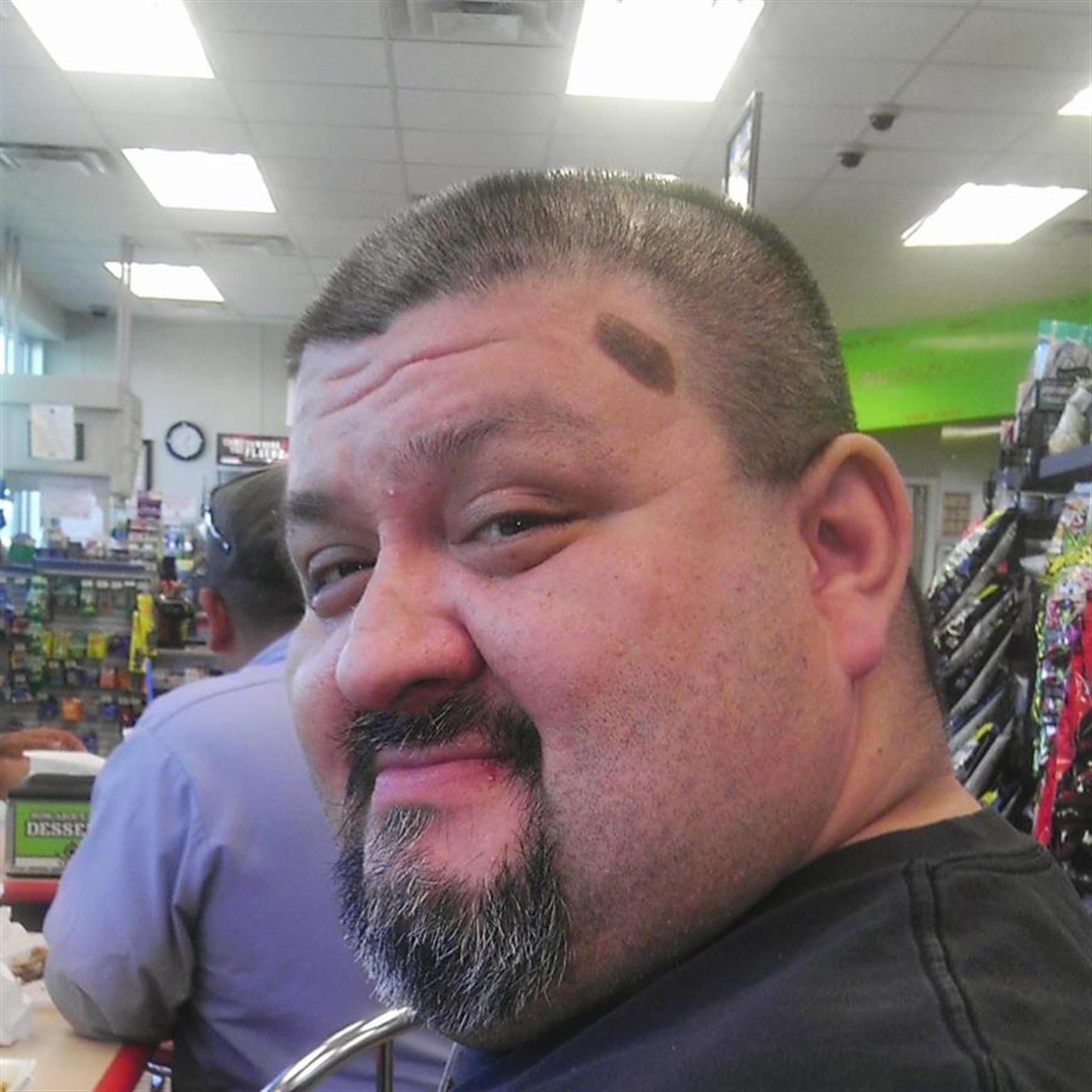 Isidro T. De La Rosa's obituary picture