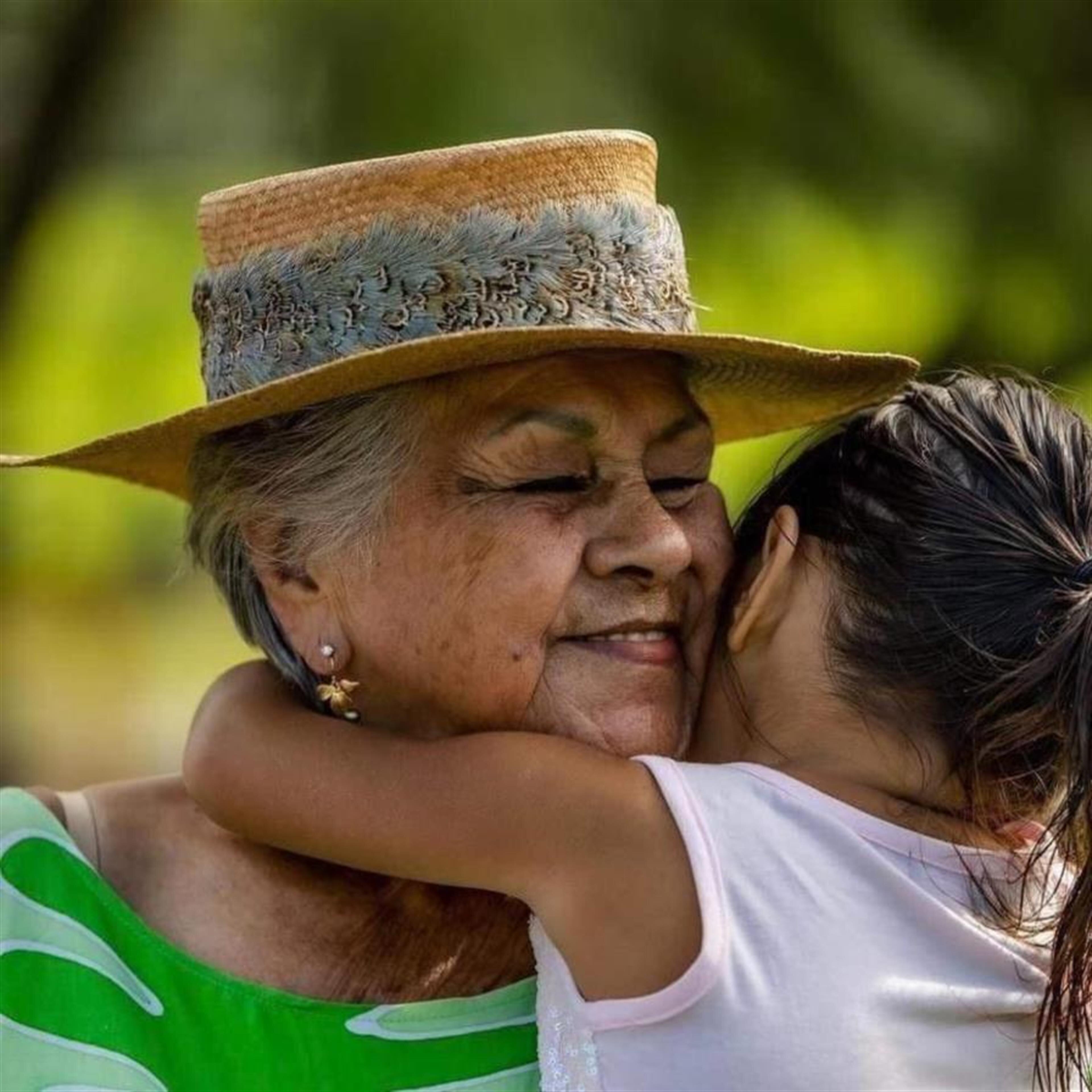 Beverly Puaokeko'olau Kawelu Doi