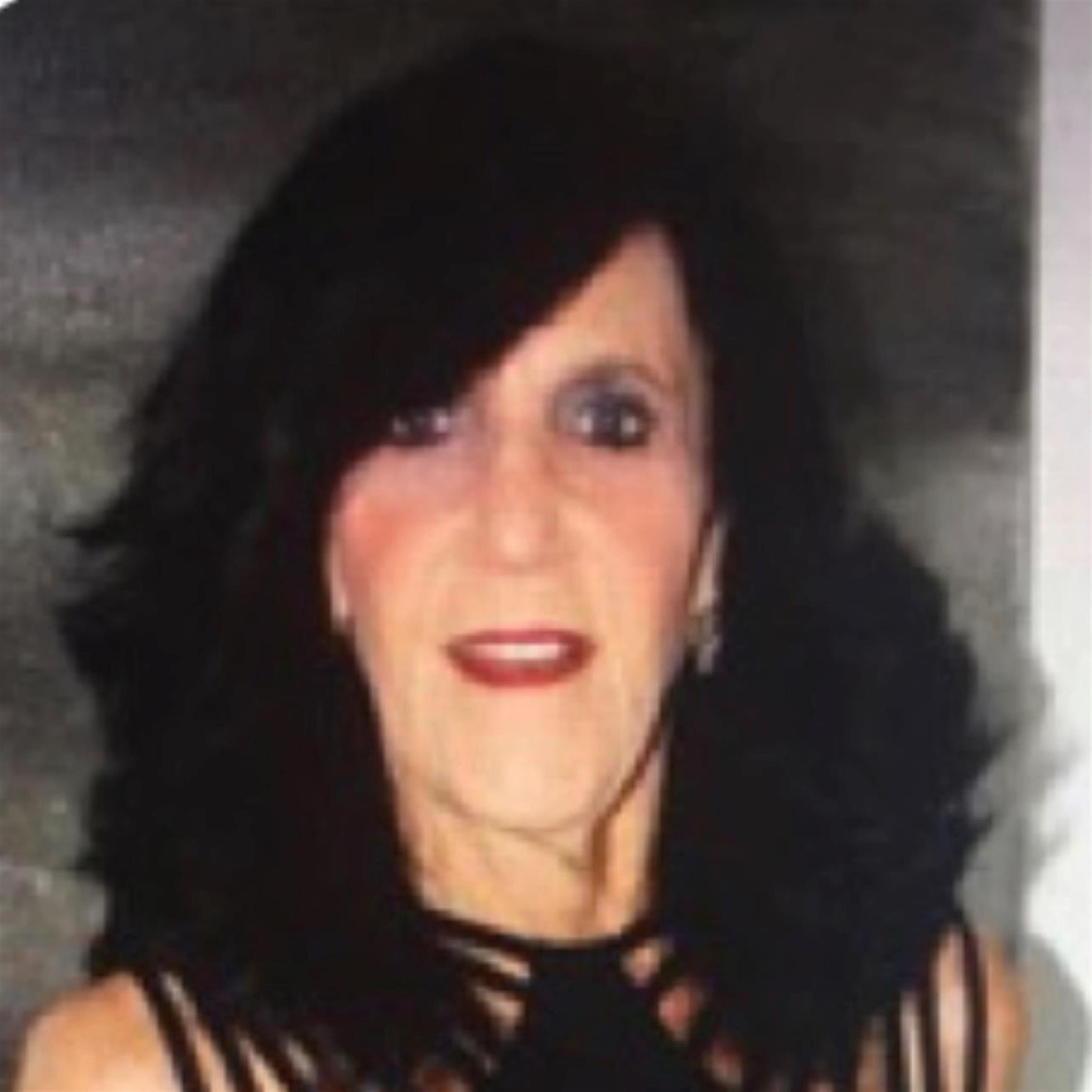 Nadine Sharon Lustig