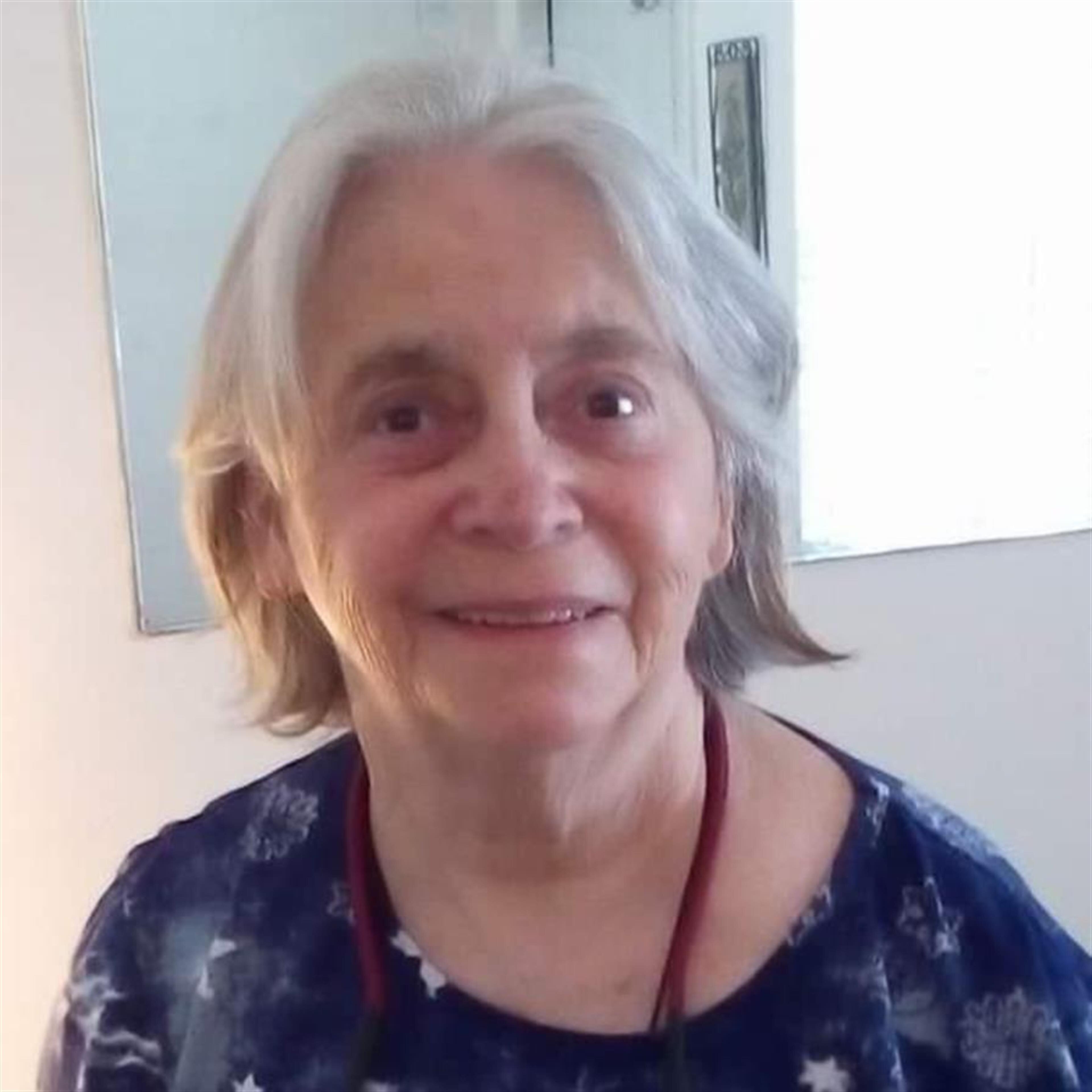 Diane J Charette
