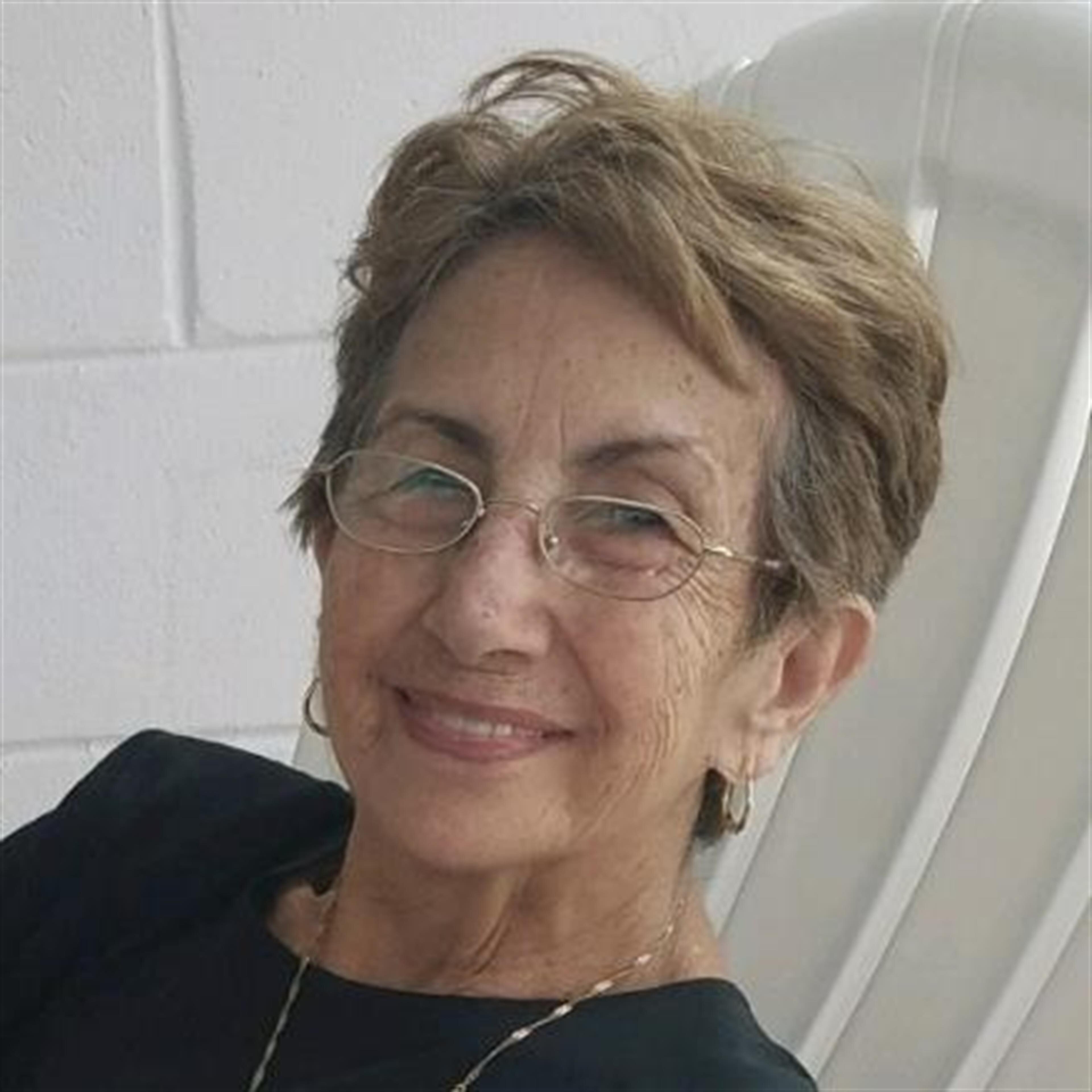 Clotilde R Perez