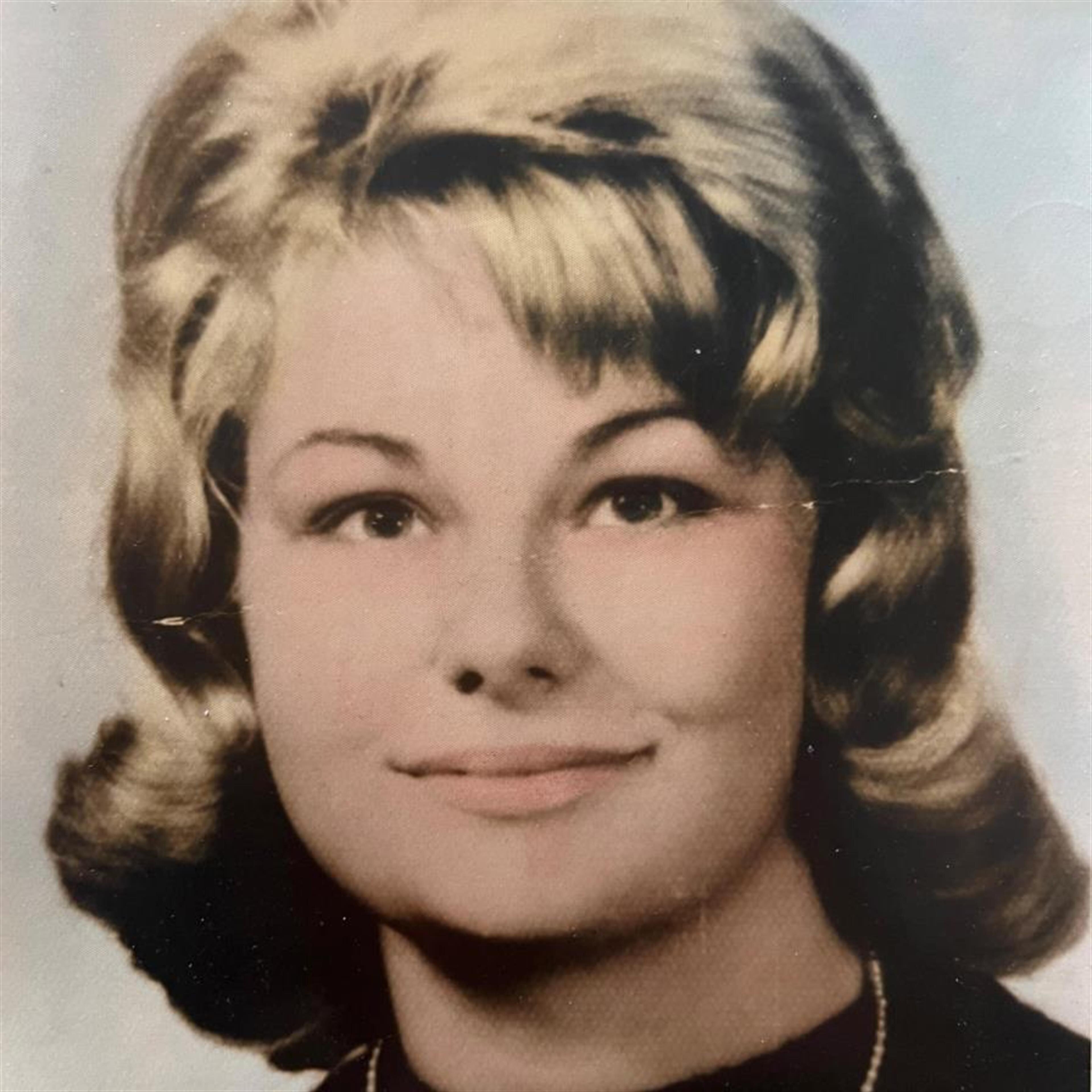 Gwendolyn Faye Lange