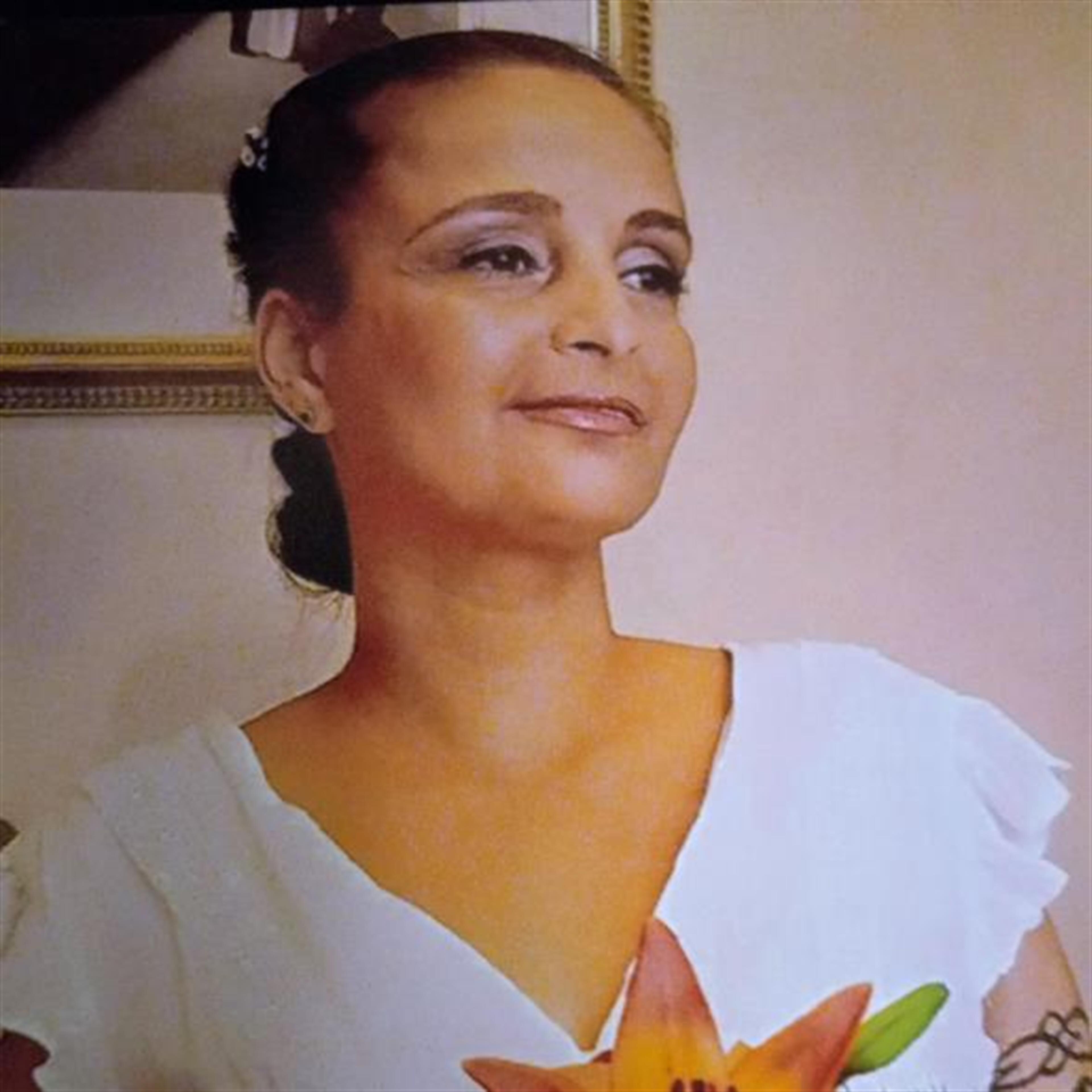 Carmen Alexandria Santos