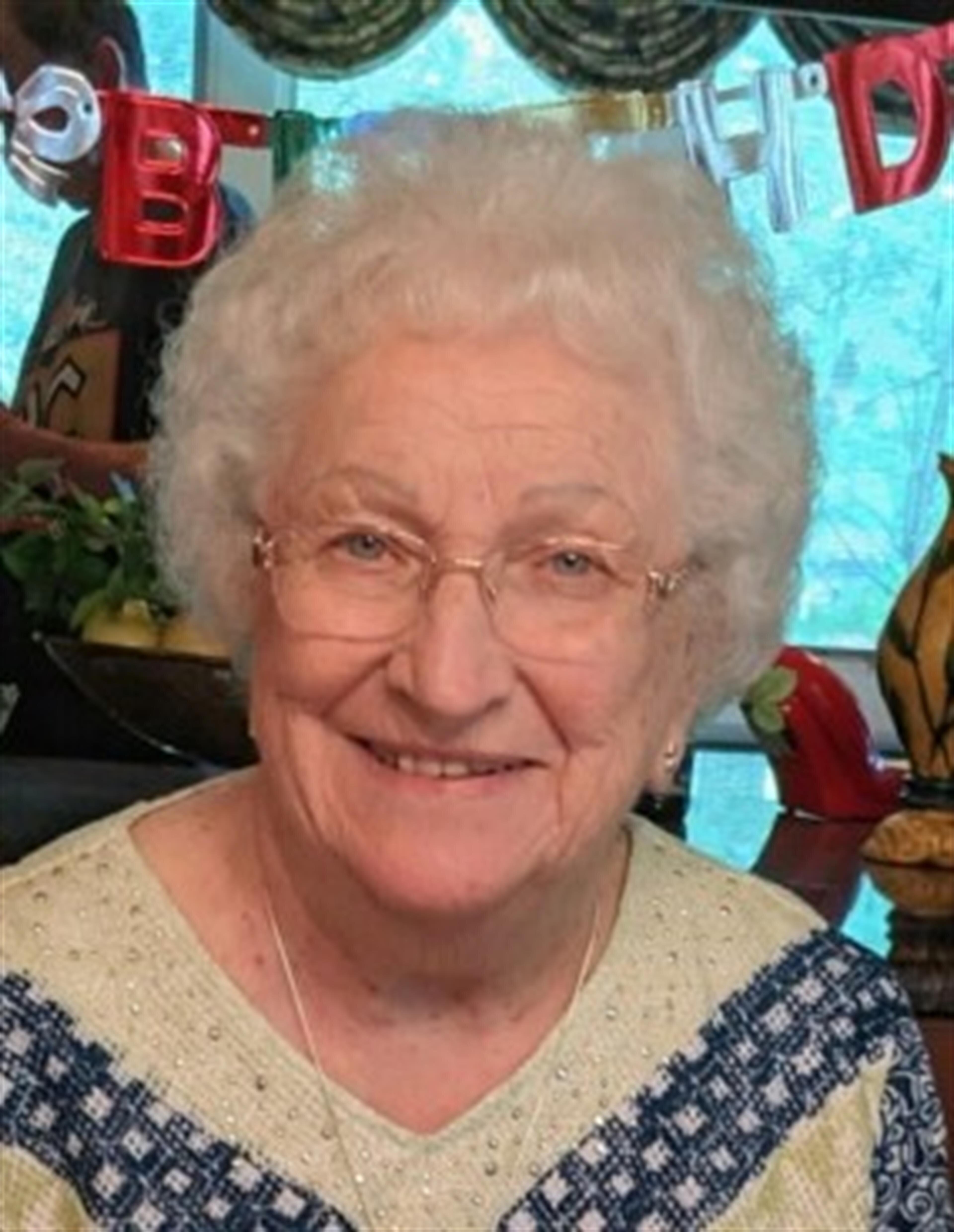 Dolores Domoraski