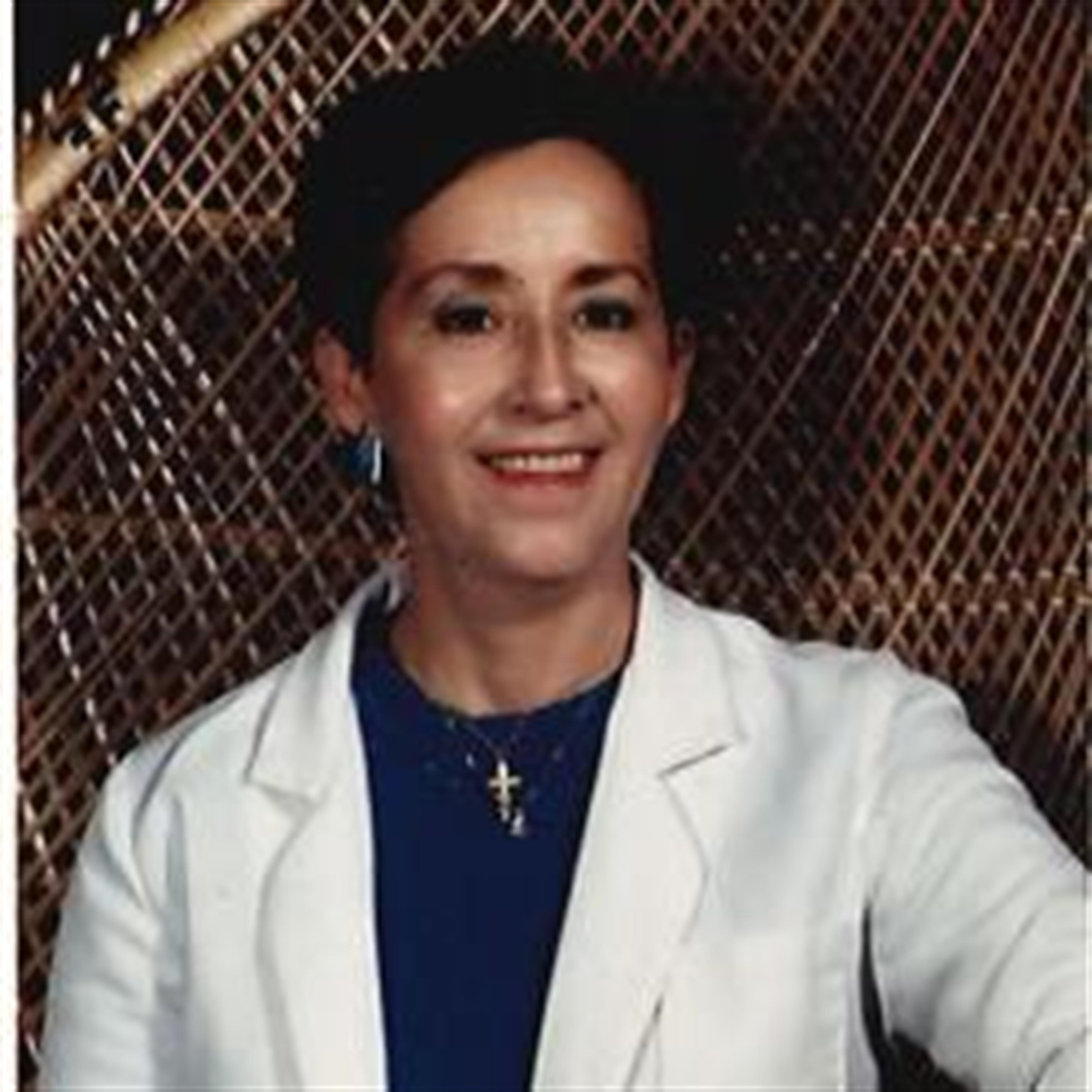 Maria E Tellez Giron