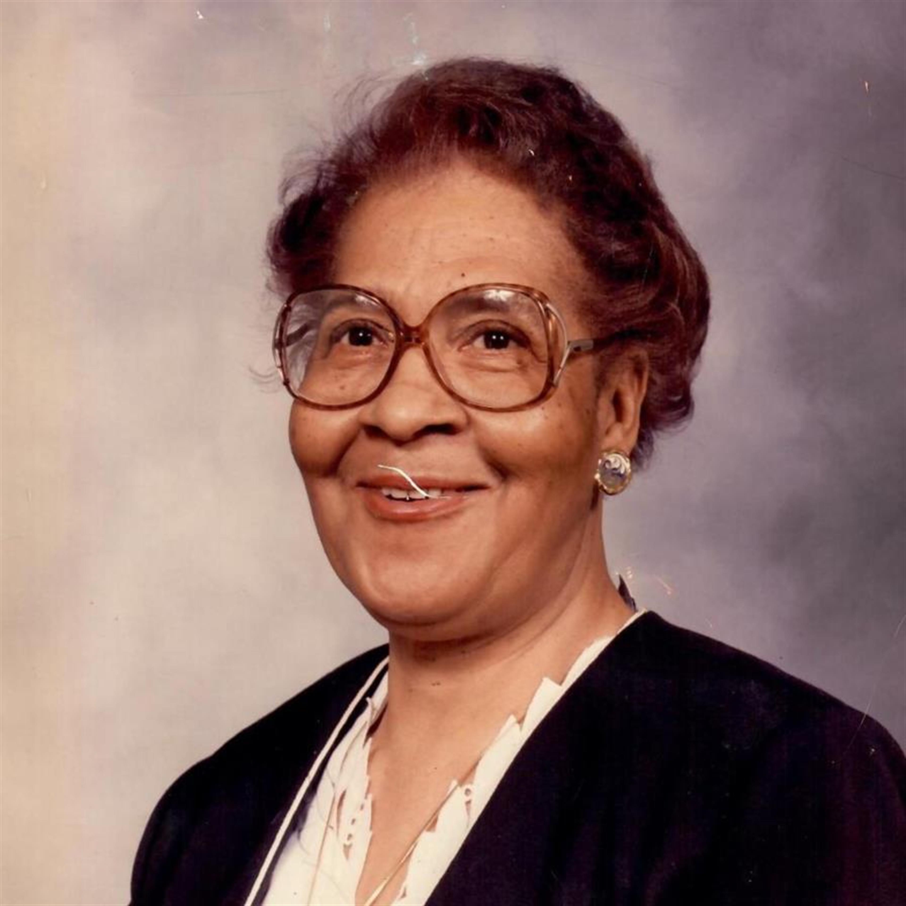 MRS. RENDA ROSEDELL THOMAS