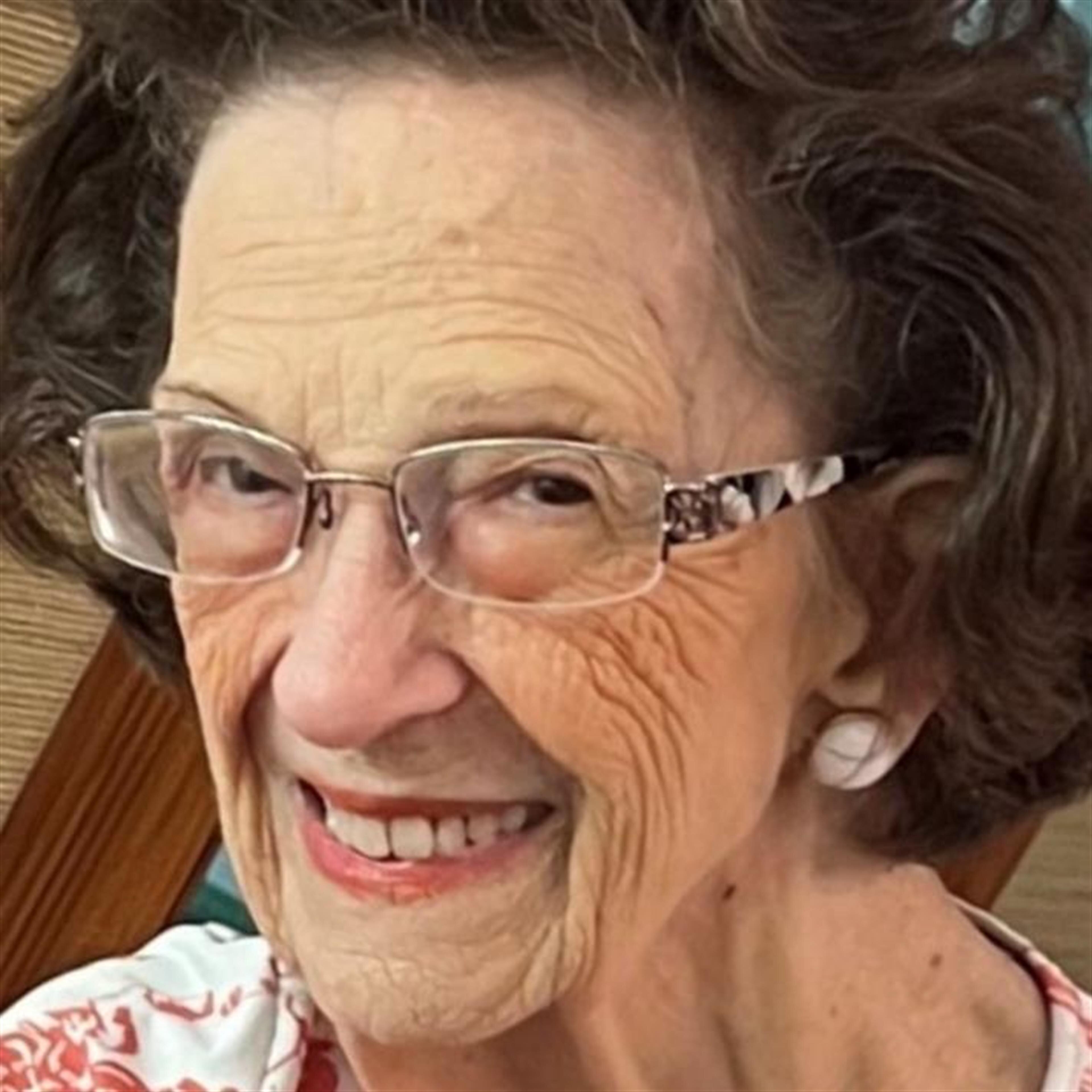 Mrs. Phyllis Accursio