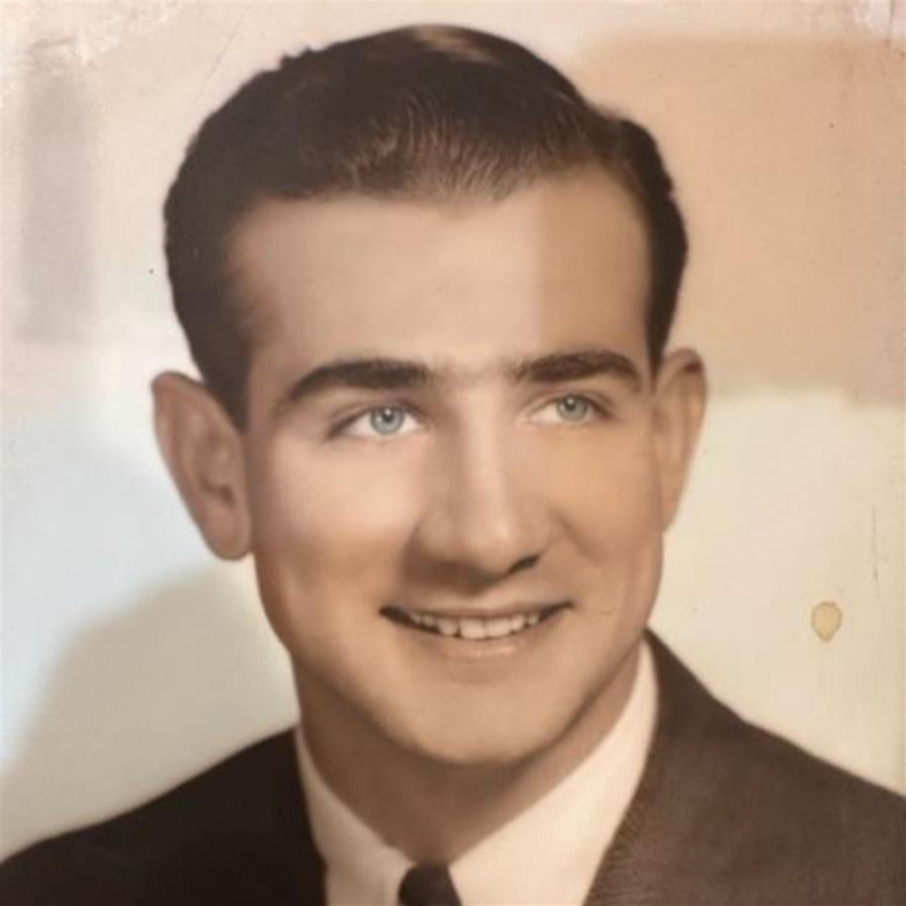 Mr. Larry Edsel Ramey's obituary picture