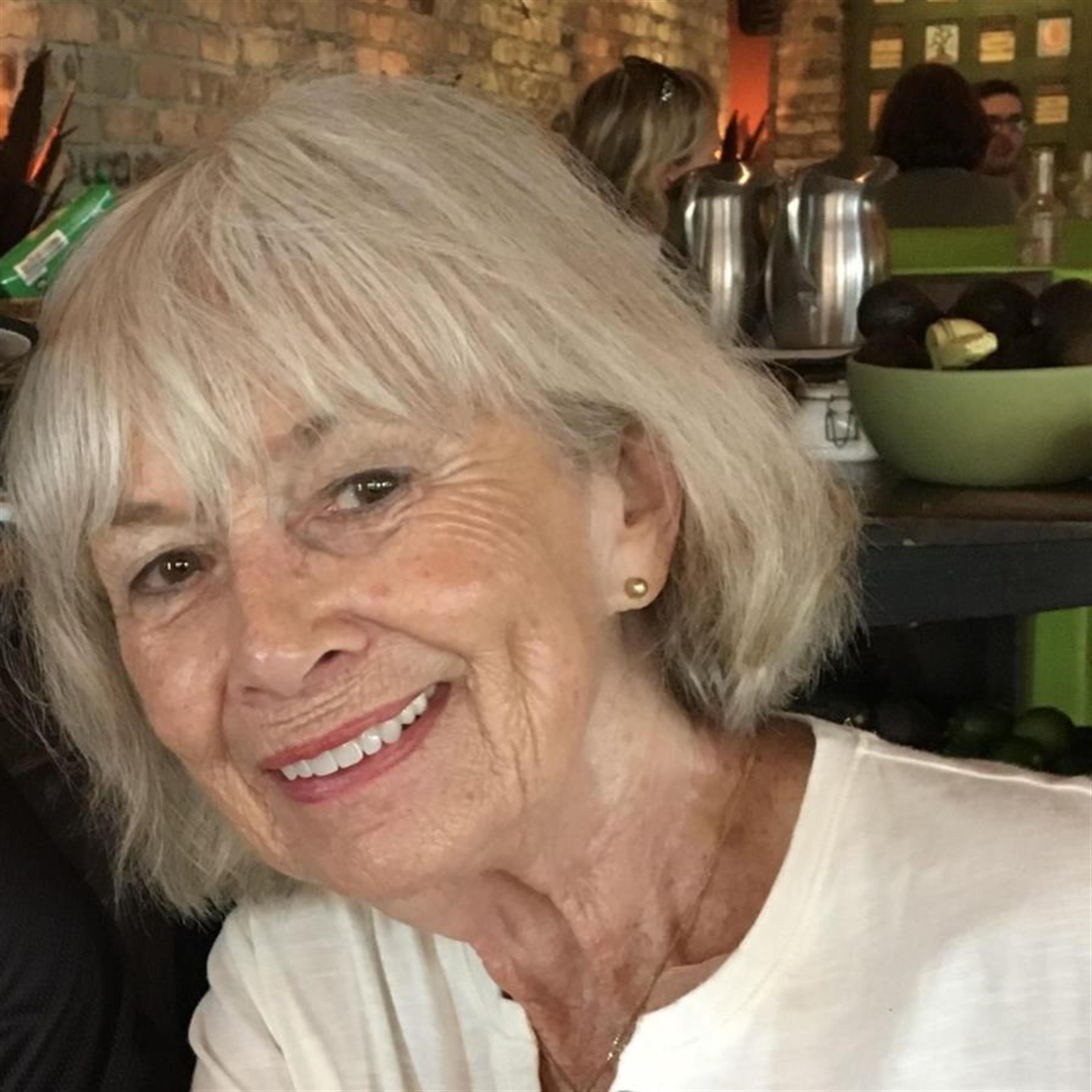 Suzanne Elizabeth Clarke