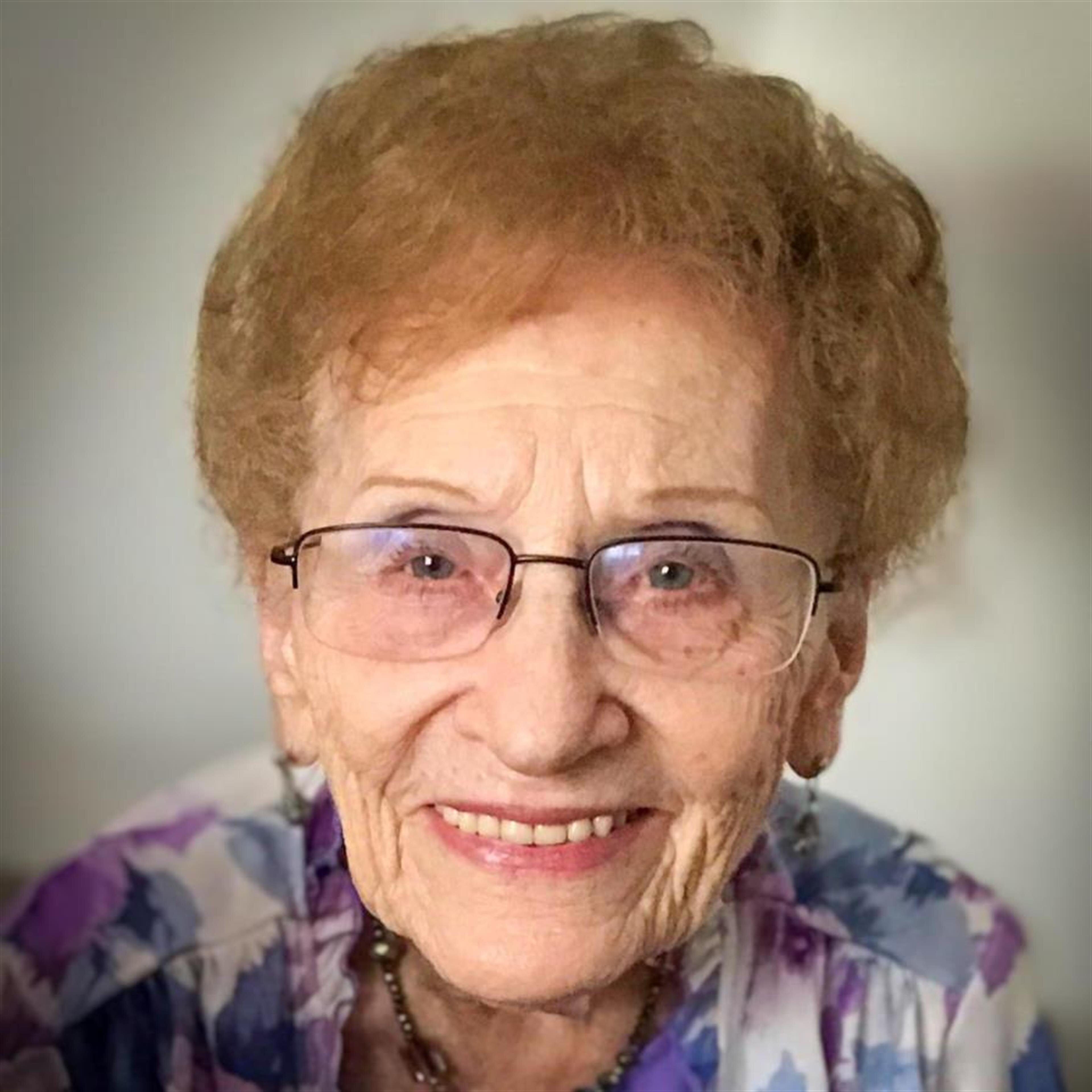 Violet Grossman
