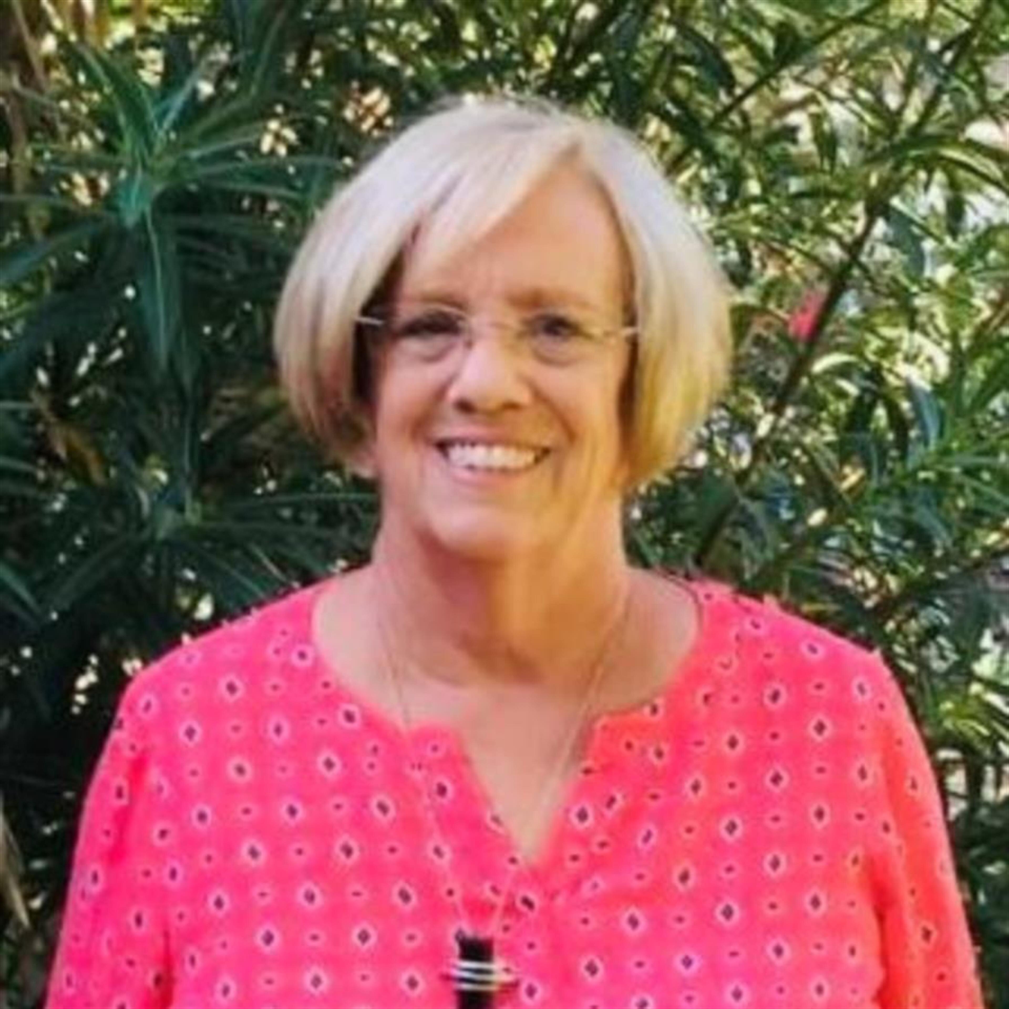 Ms Patricia Nelson Moore
