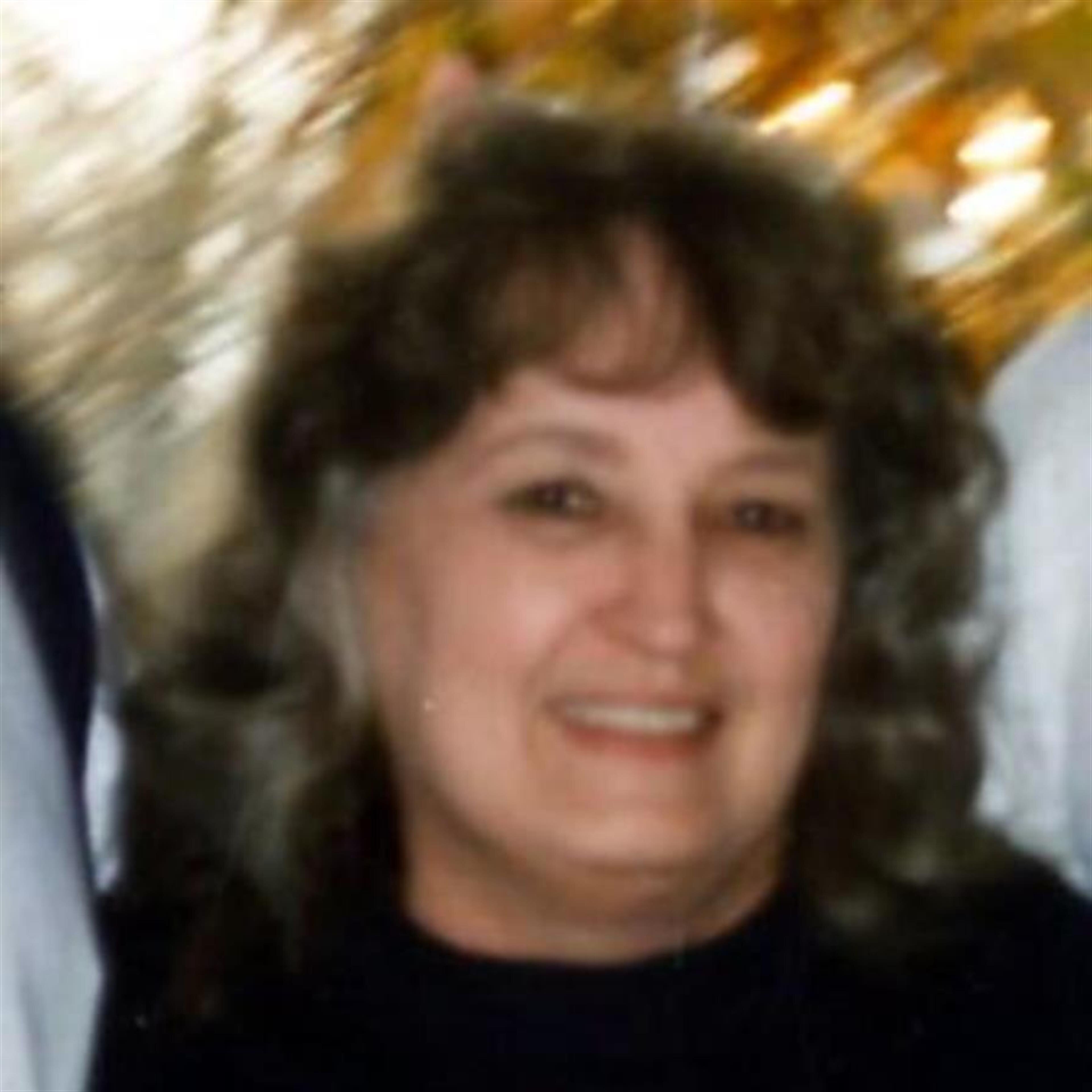 Lois M Kunes