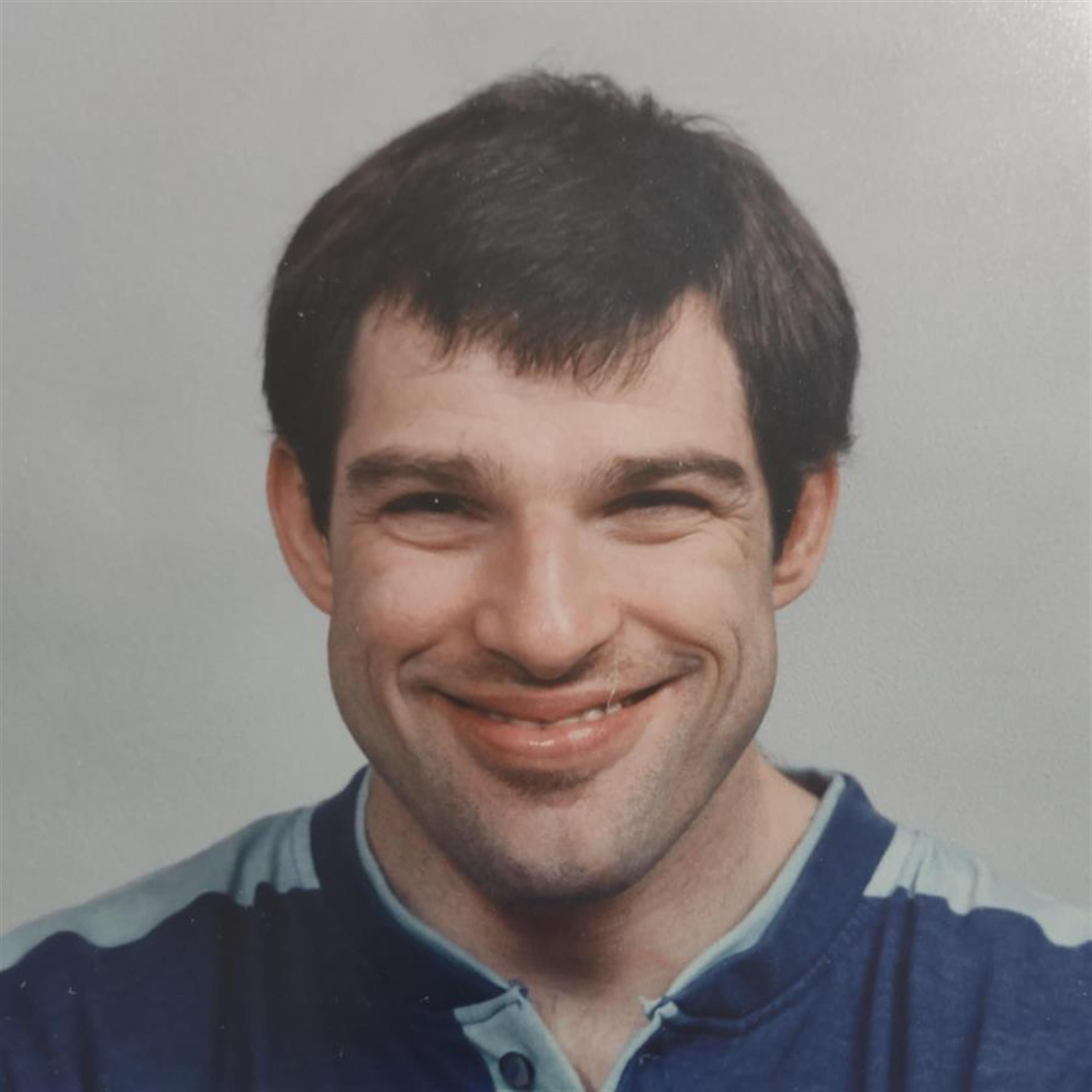 Royce "Robin" R. Gray