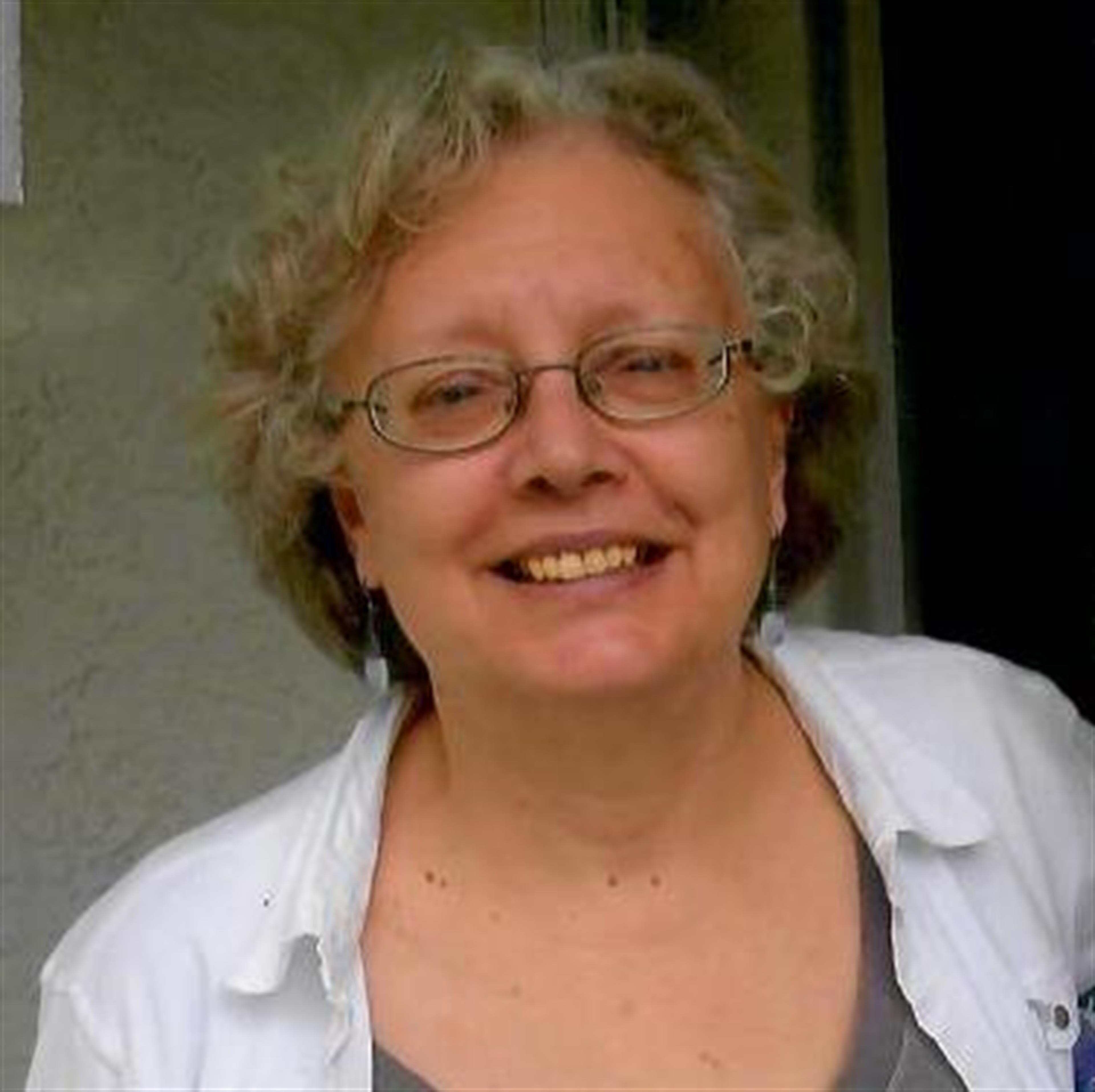Margaret L Crull