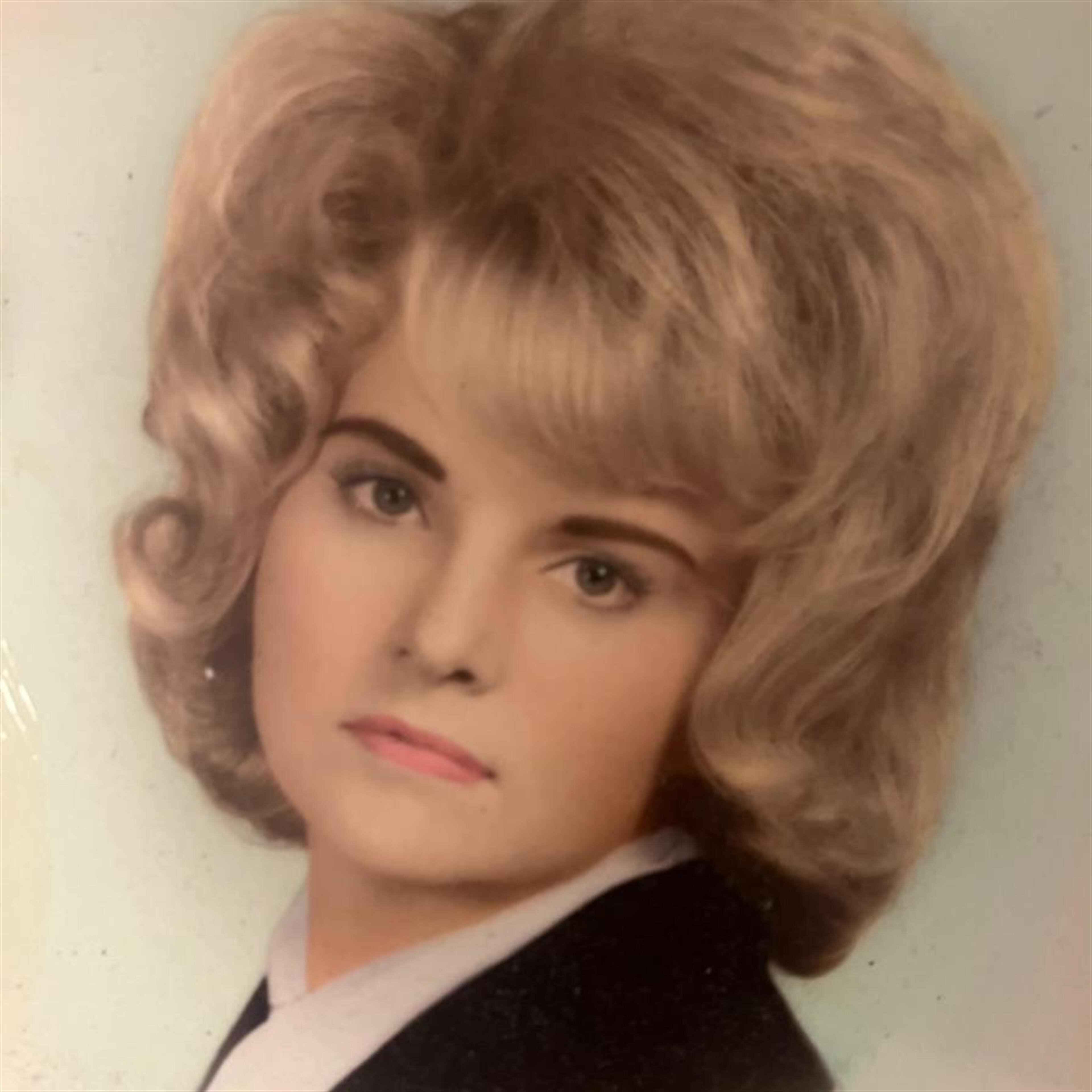 Ruth Elizabeth "Susie" Lacy