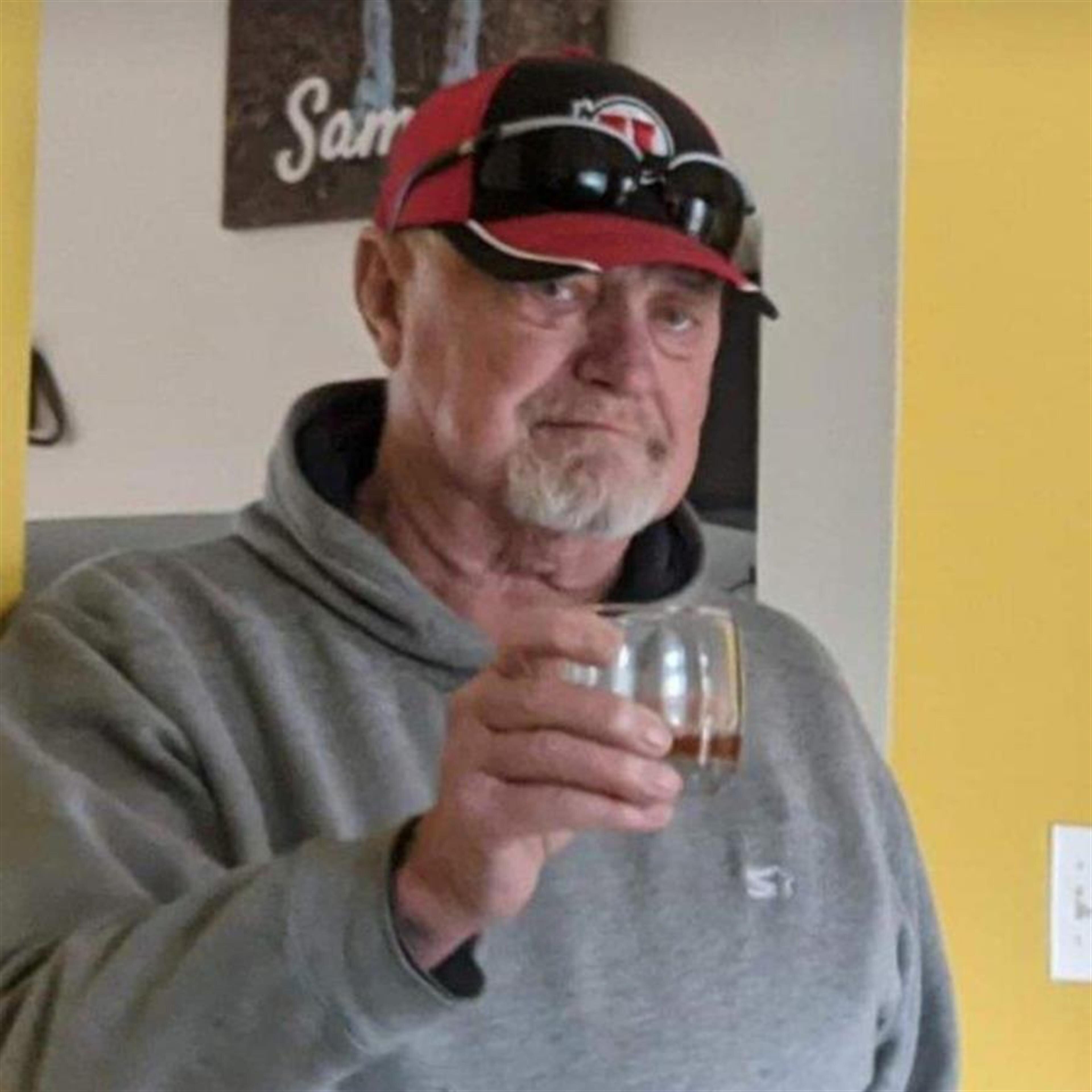 Lynn William Halladay