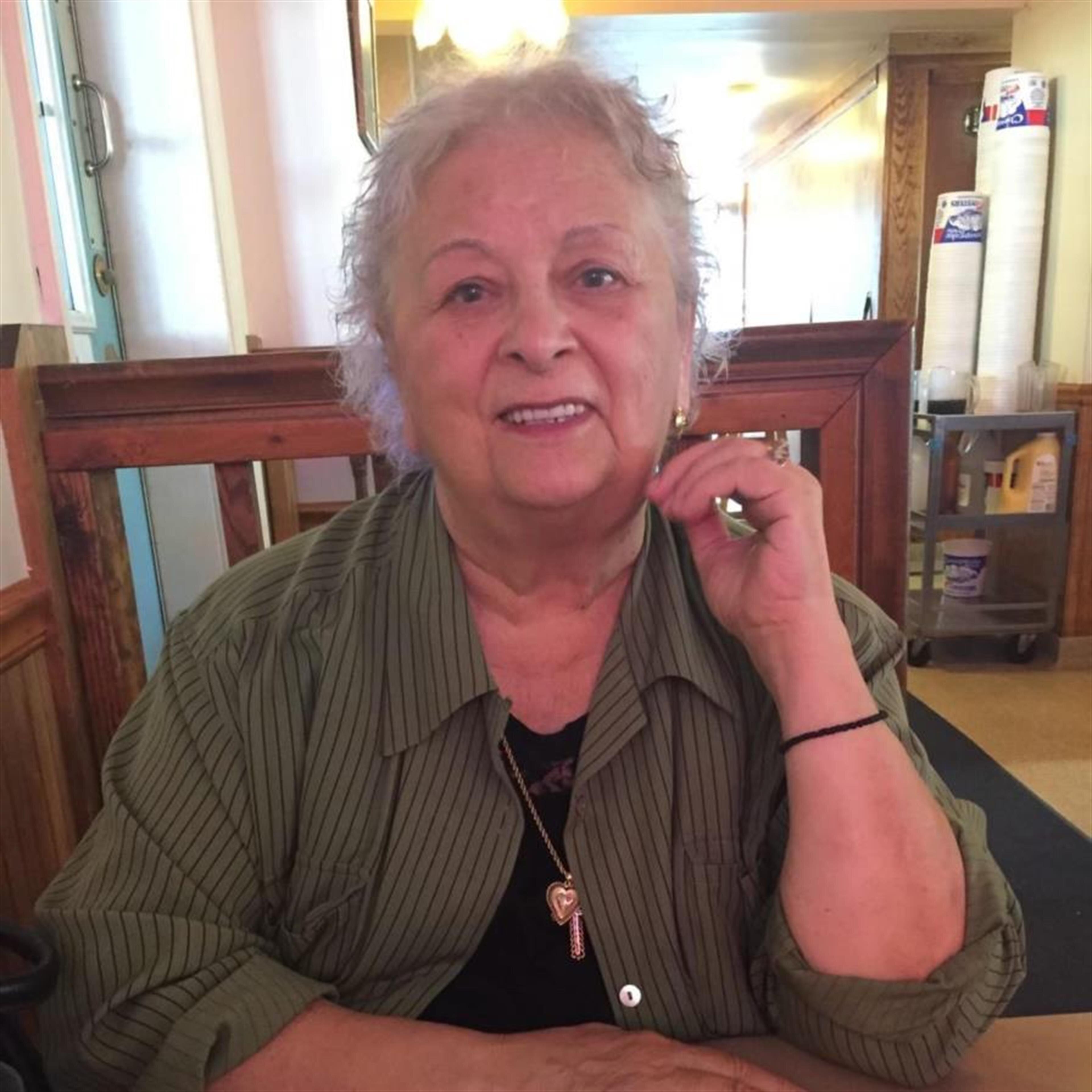 Helen Foundas