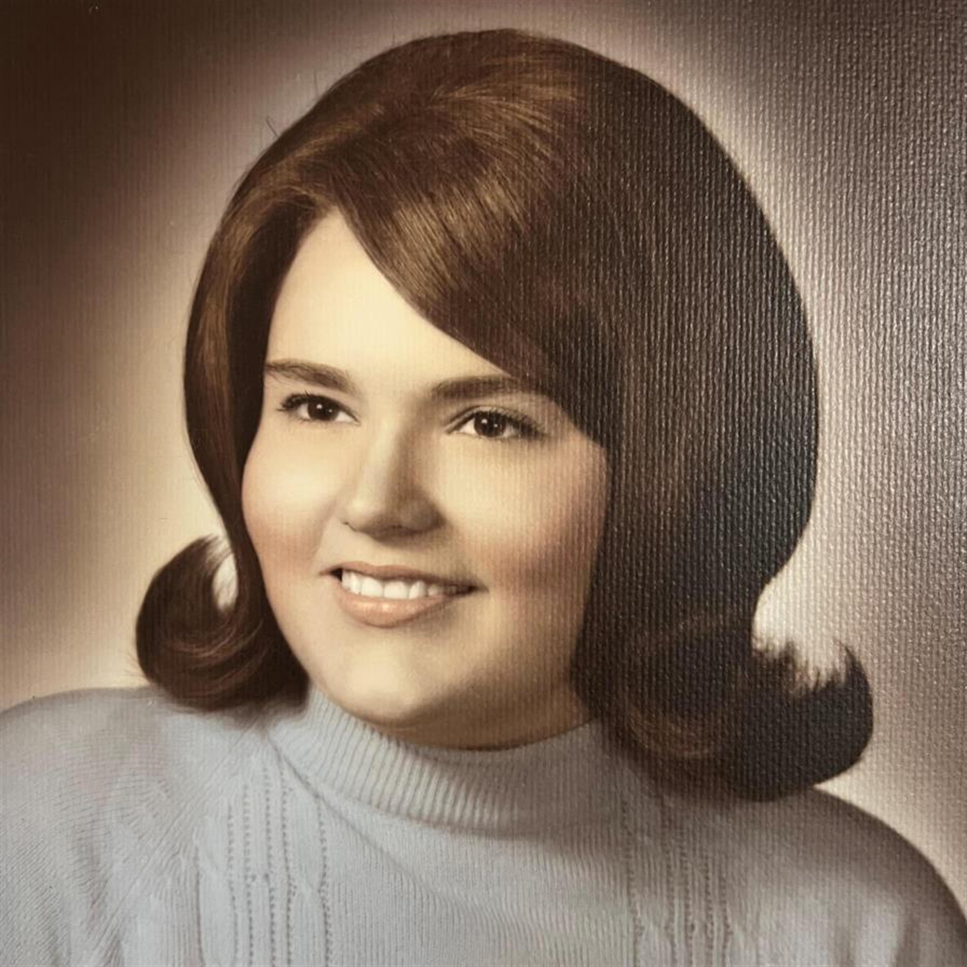 Mary Lou Gillis Pulido