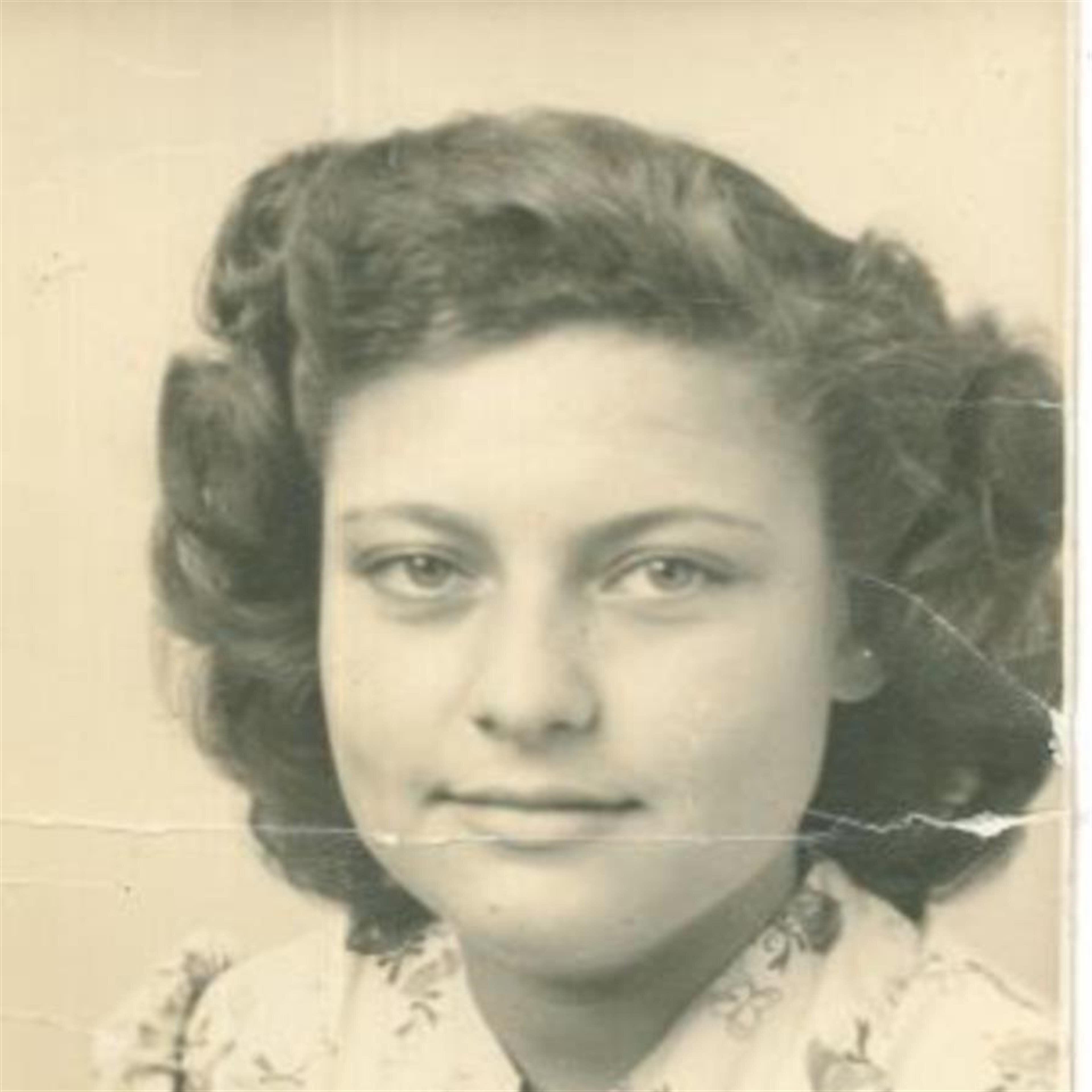 Betty Lou (Slavens) Swanigan (Buffalo)
