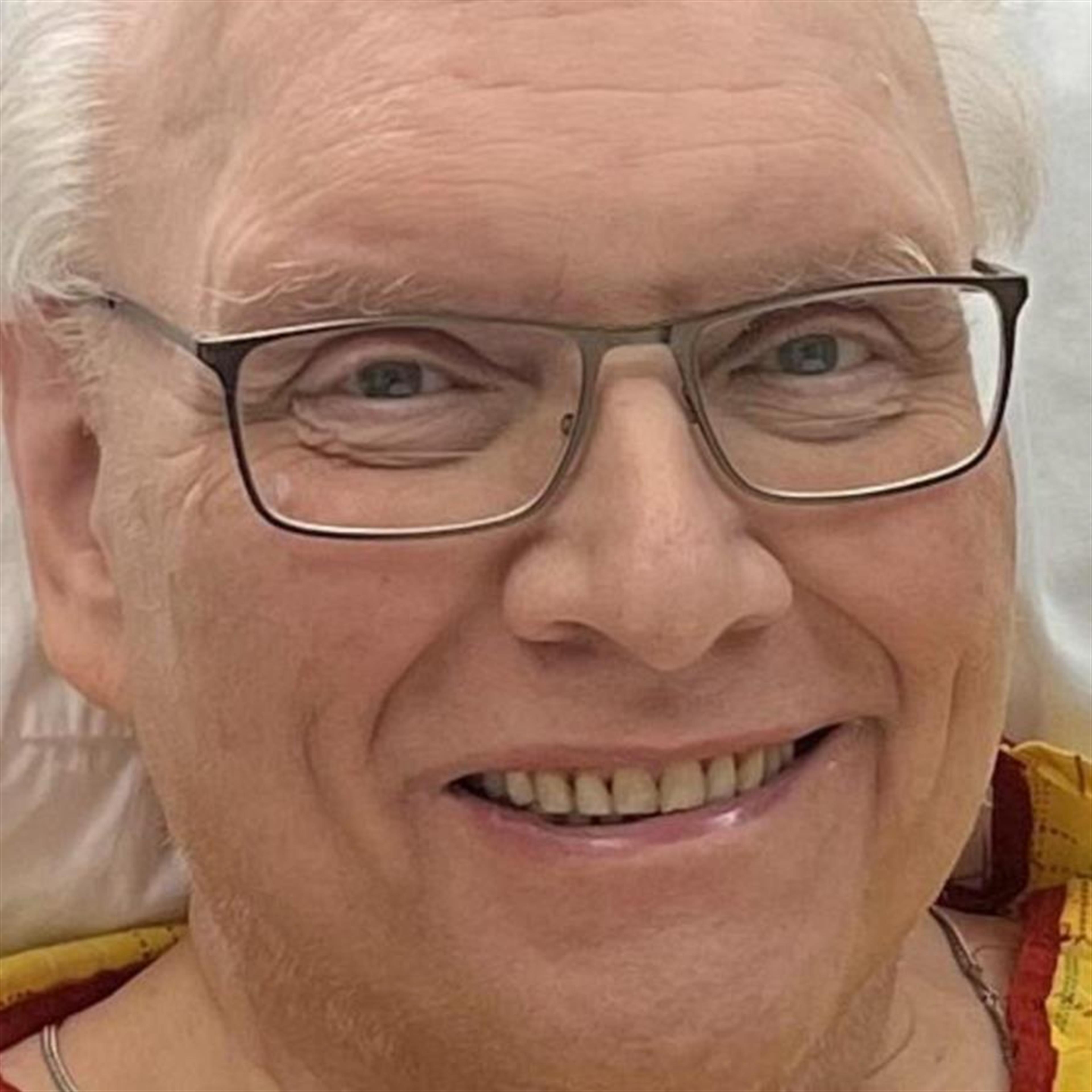 Robert John Schuster's obituary picture