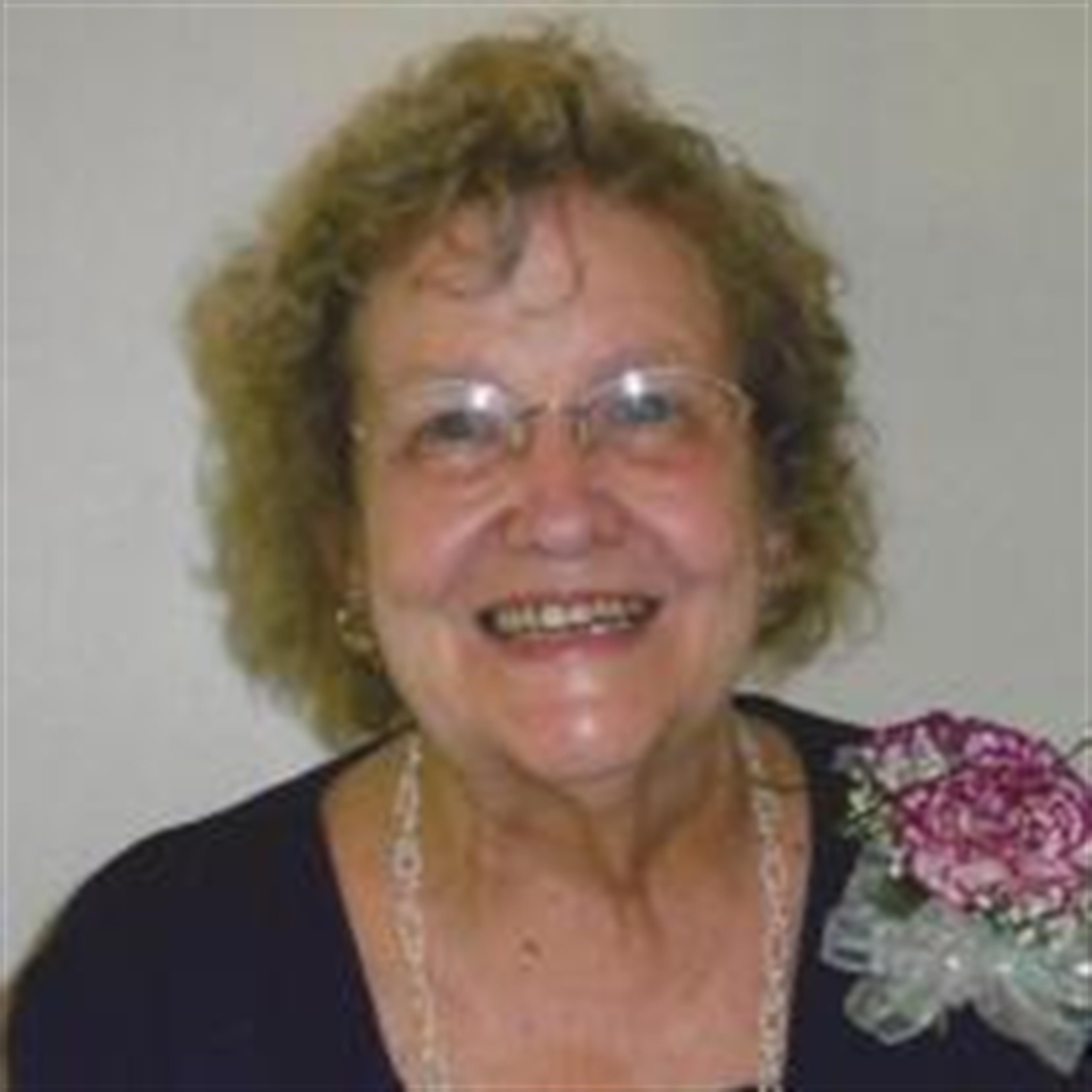 Lois Bledsoe (Seymour)