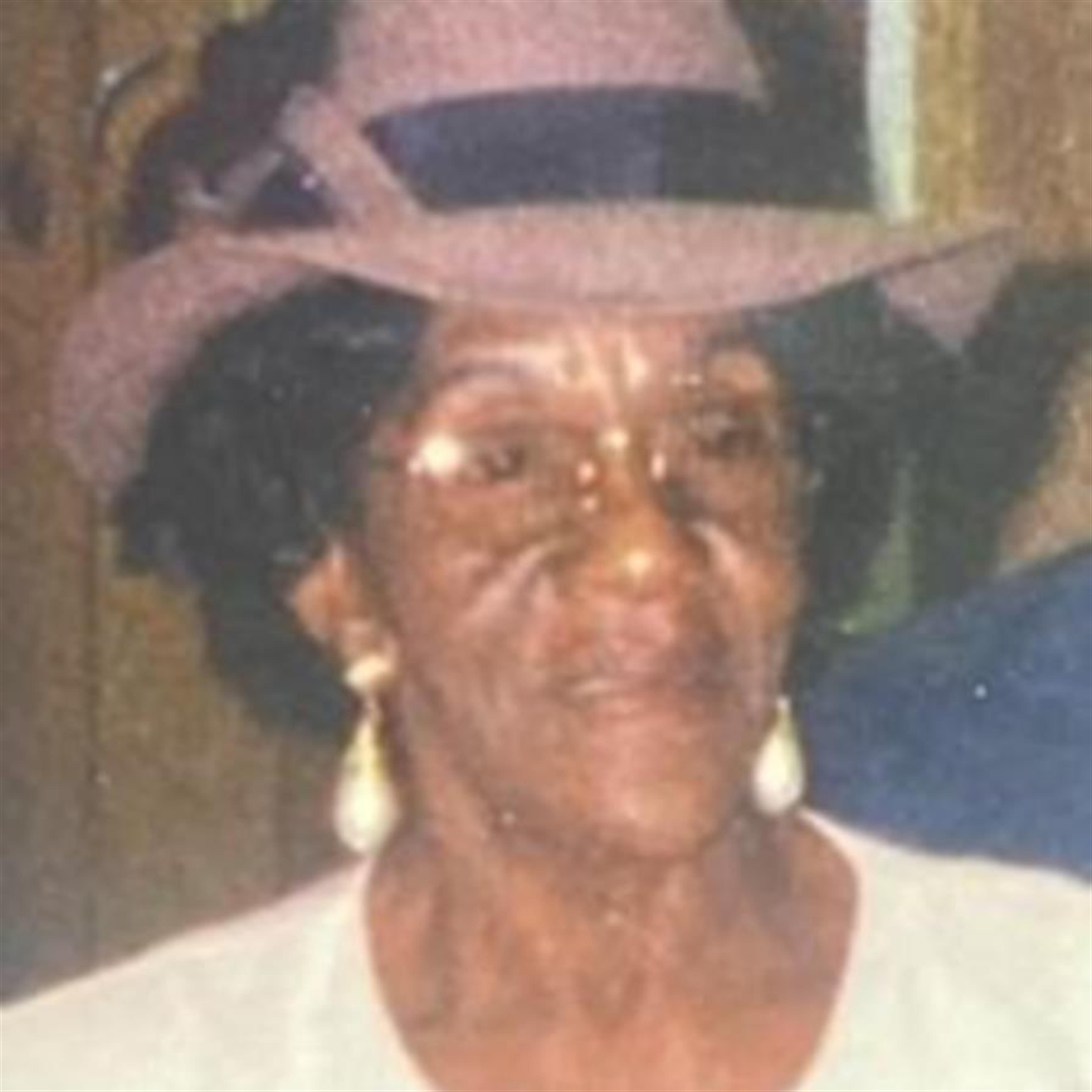 Louise Catherine Davis' obituary picture