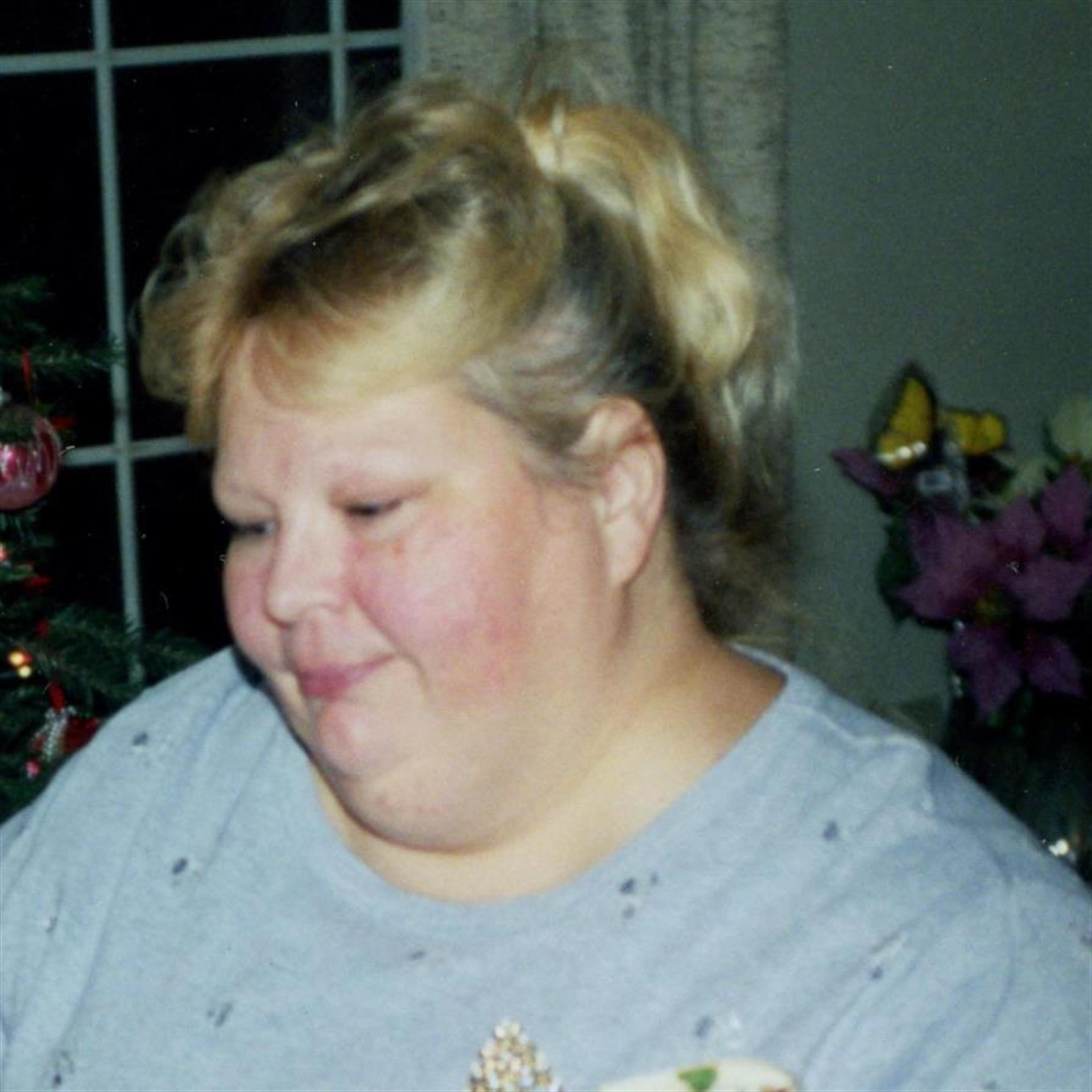 Pamela "Sue" Macarie