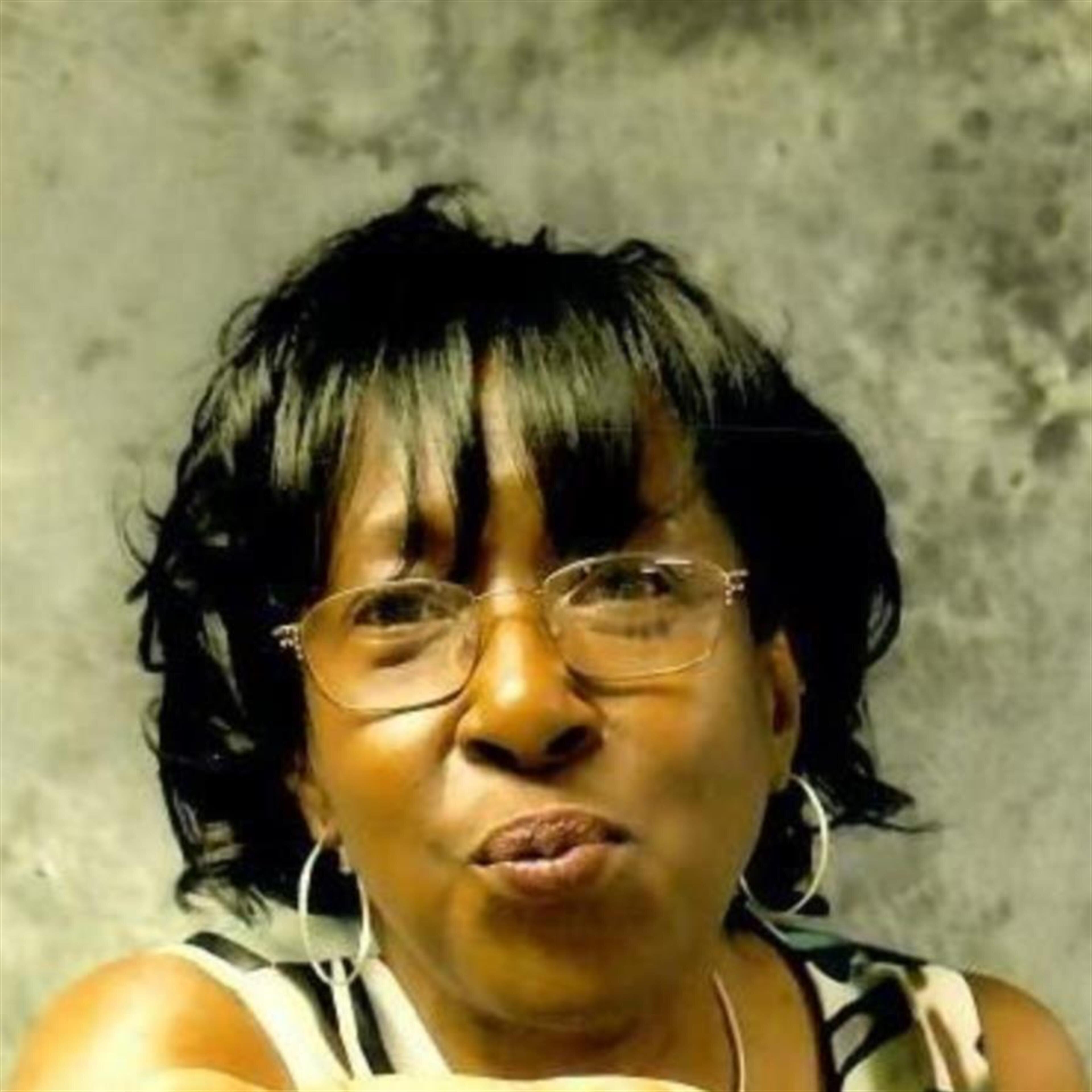 Ms. Debretta Richardson