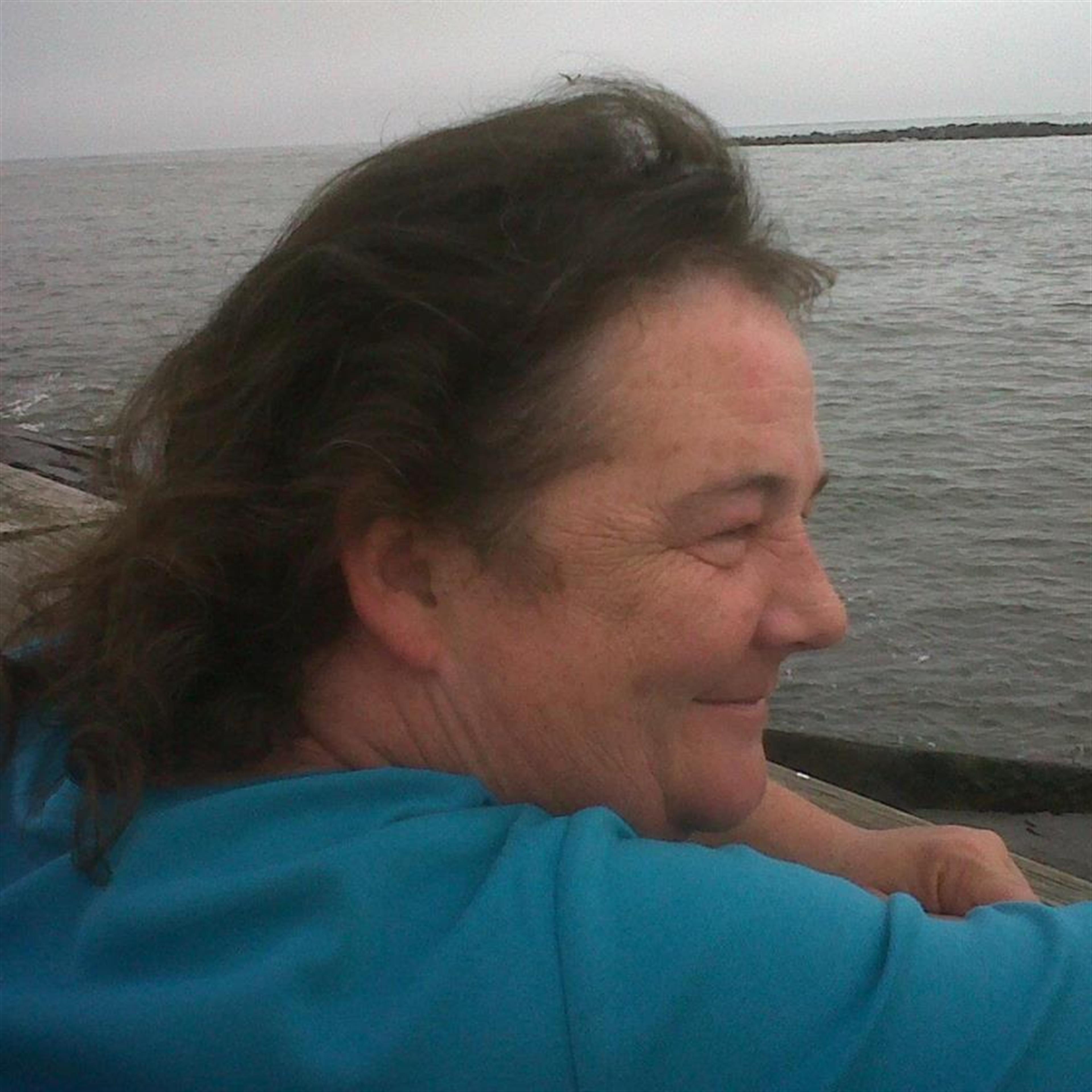 Sandy Robinson (nee Tully)