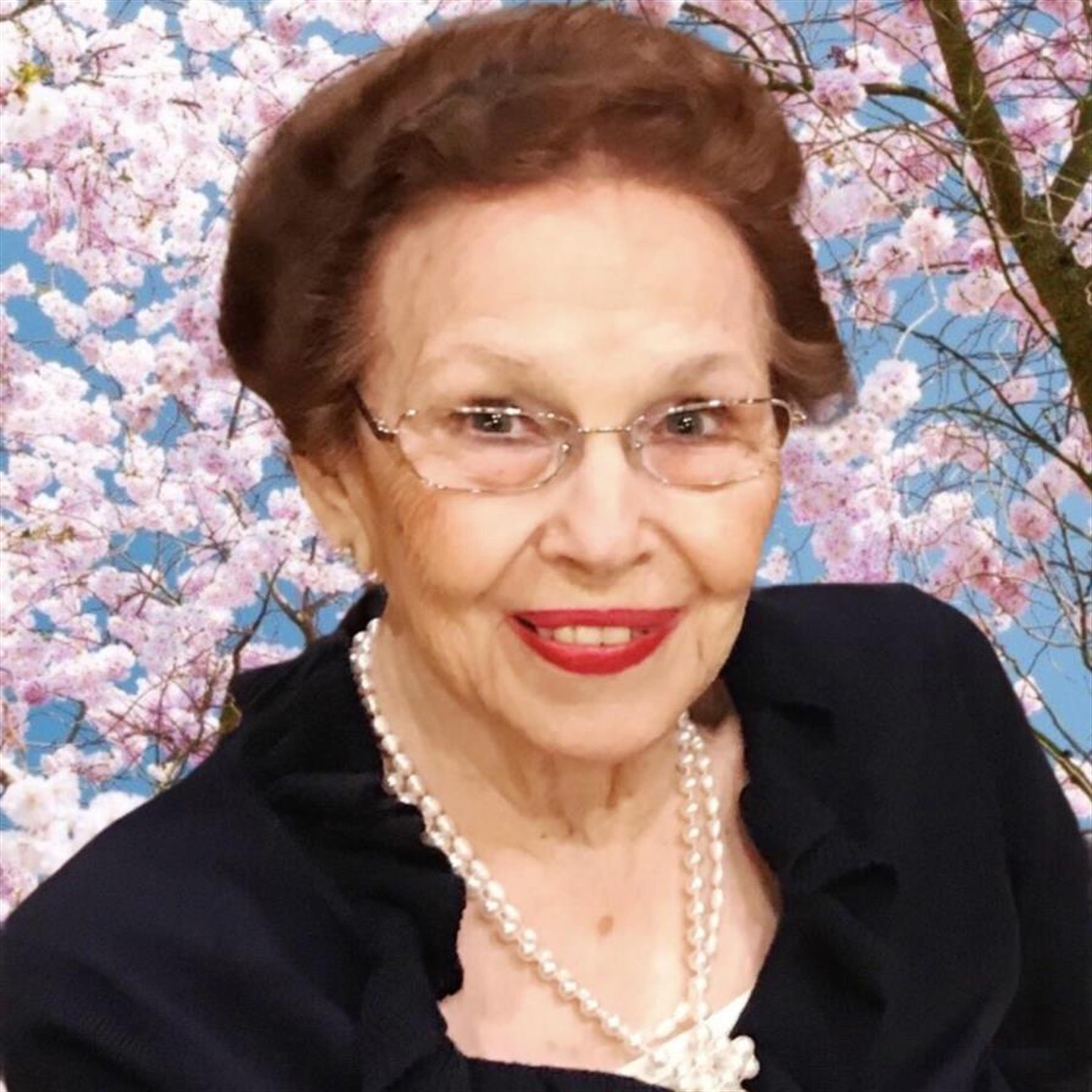 Vivian Castellaw