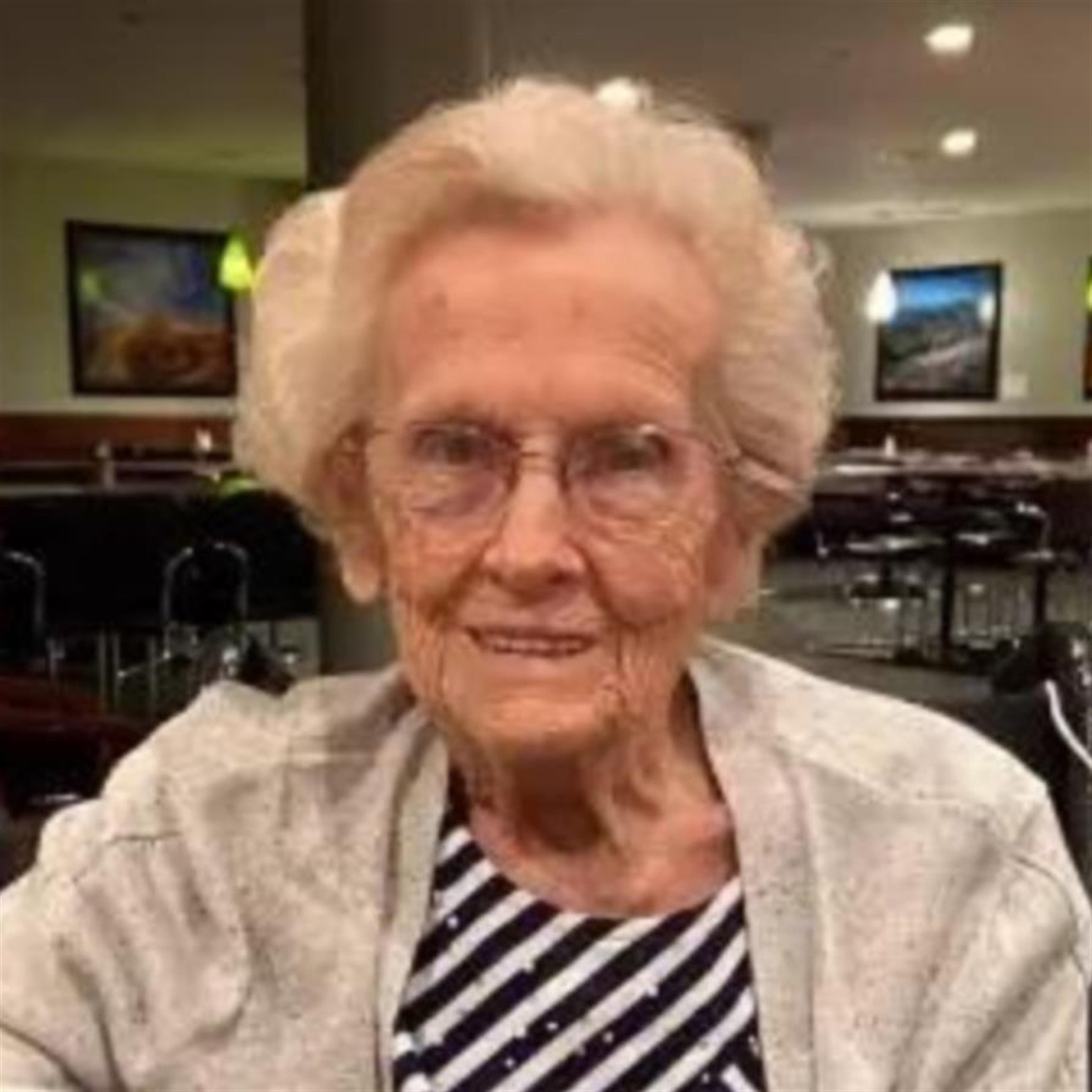 Mildred Maxine Patterson (Camdenton)