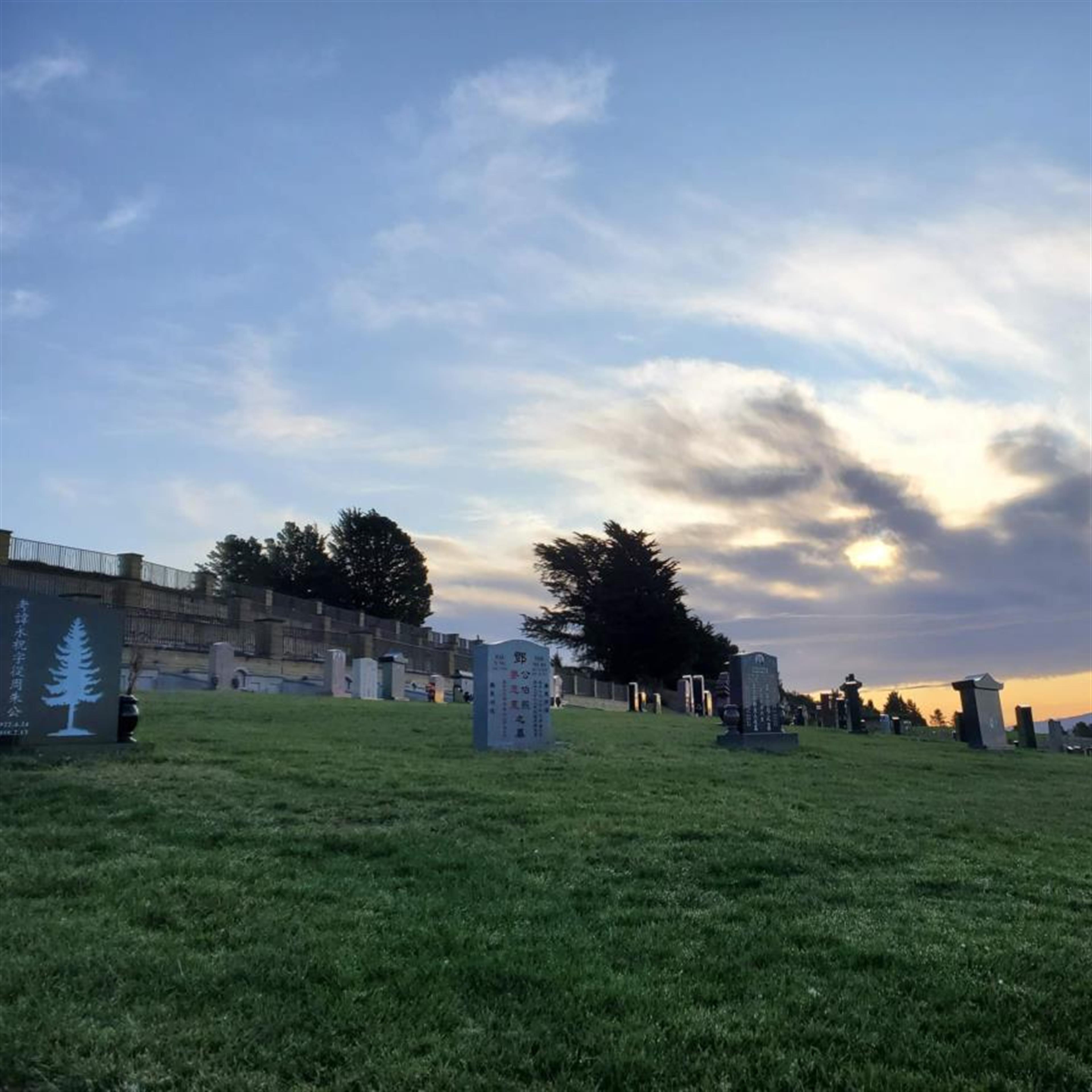 Edmund Woznaik's obituary picture