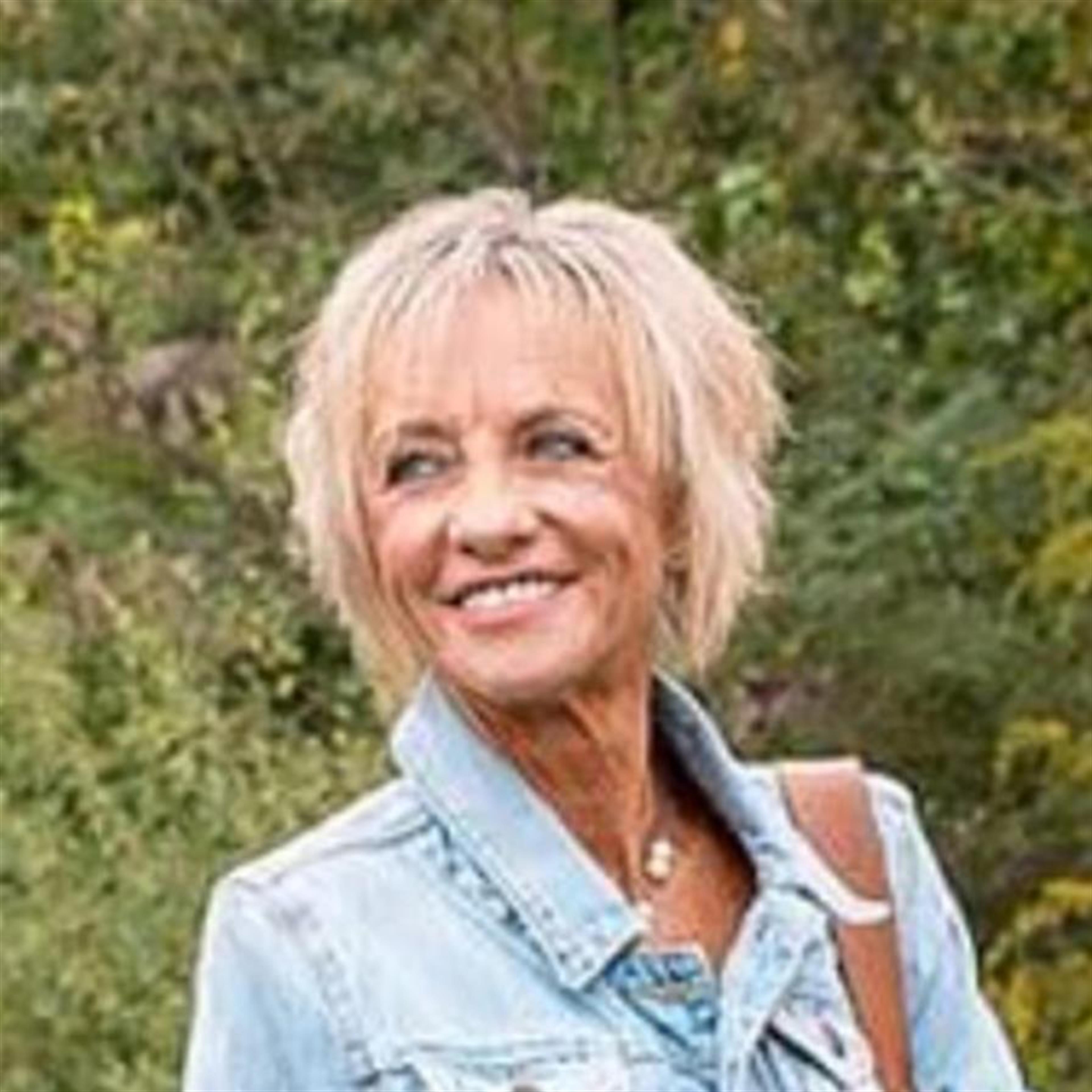 Karen Jean Price (Lebanon)