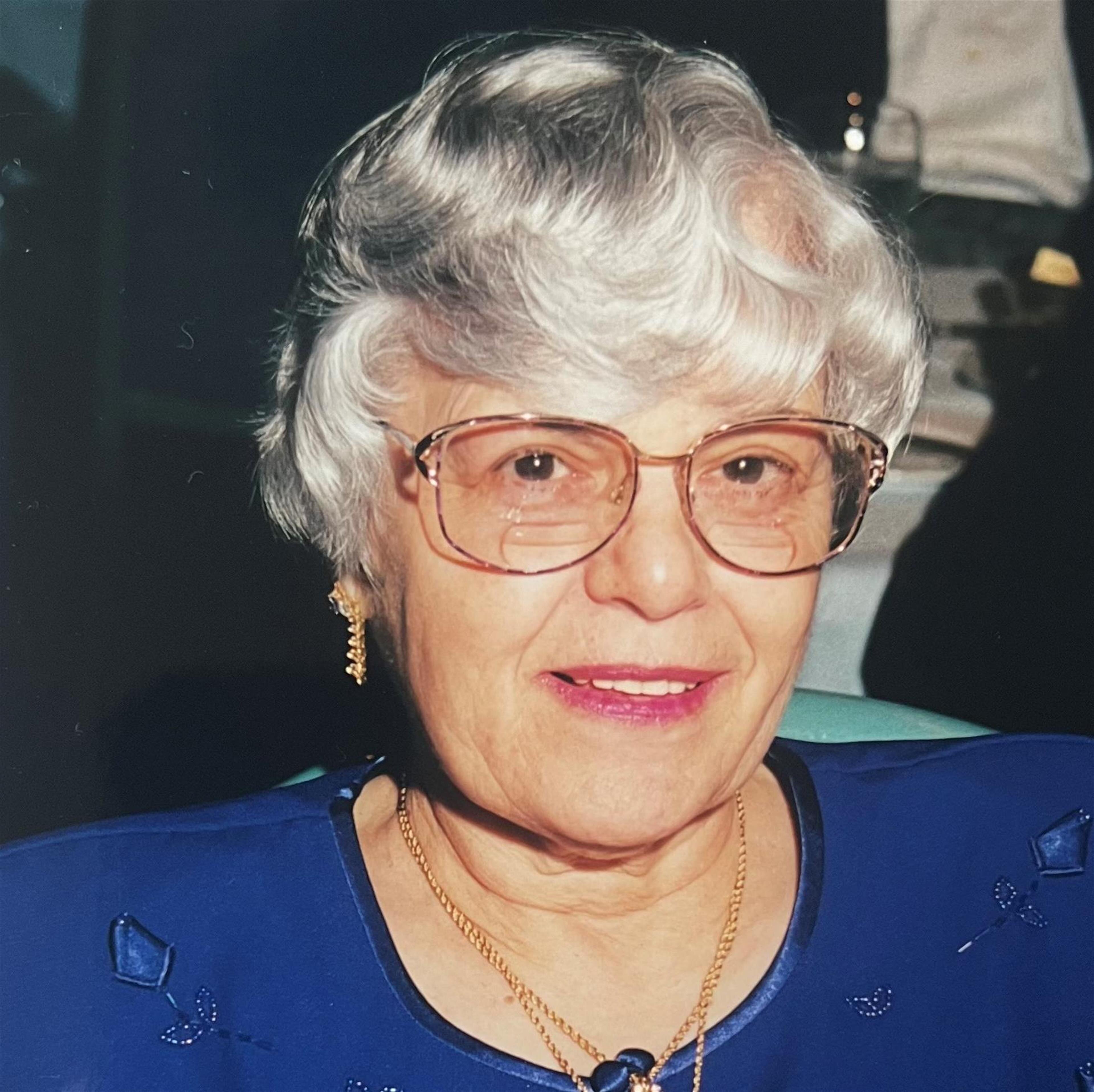 Renate Frieda Vandivier