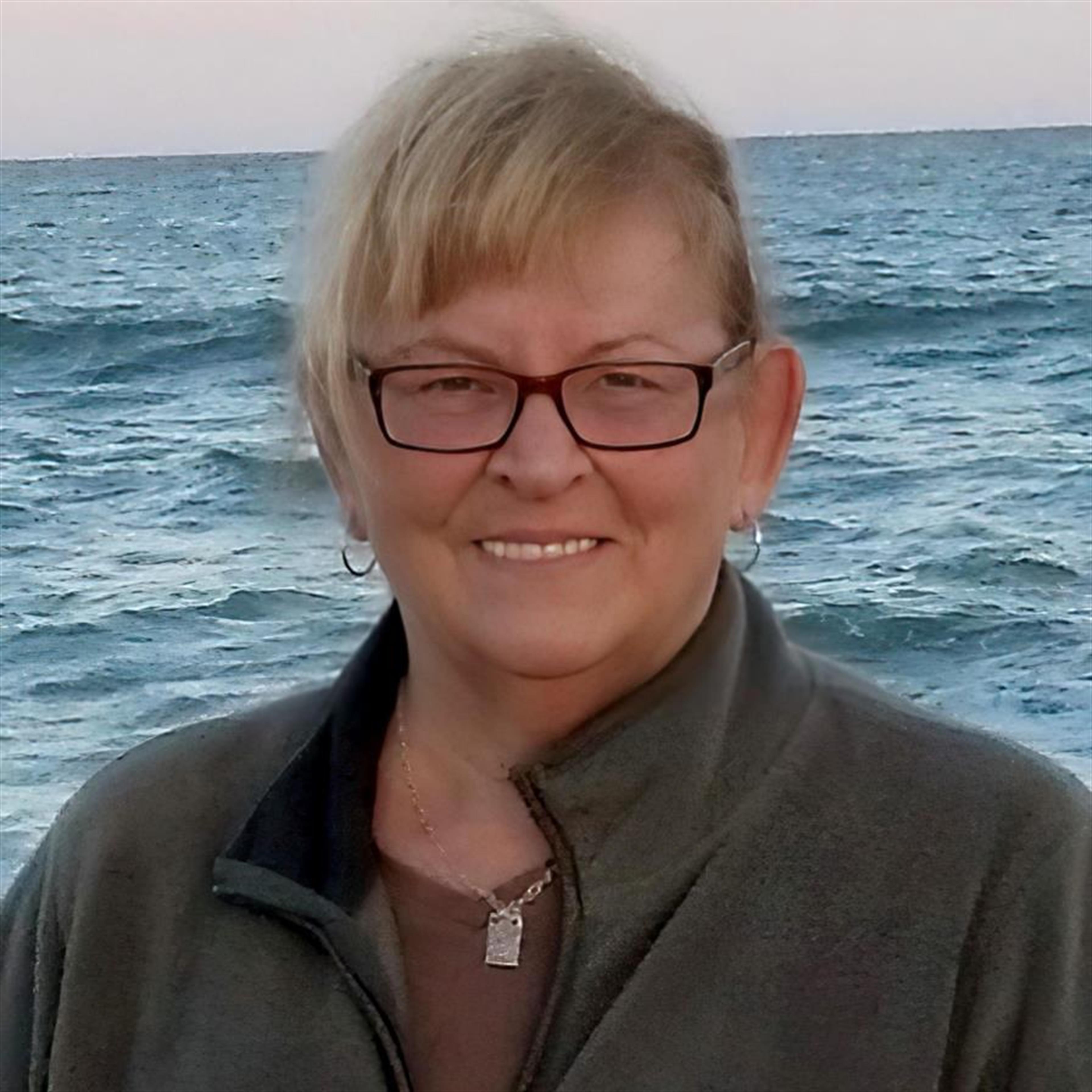 Jacqueline Chmiel