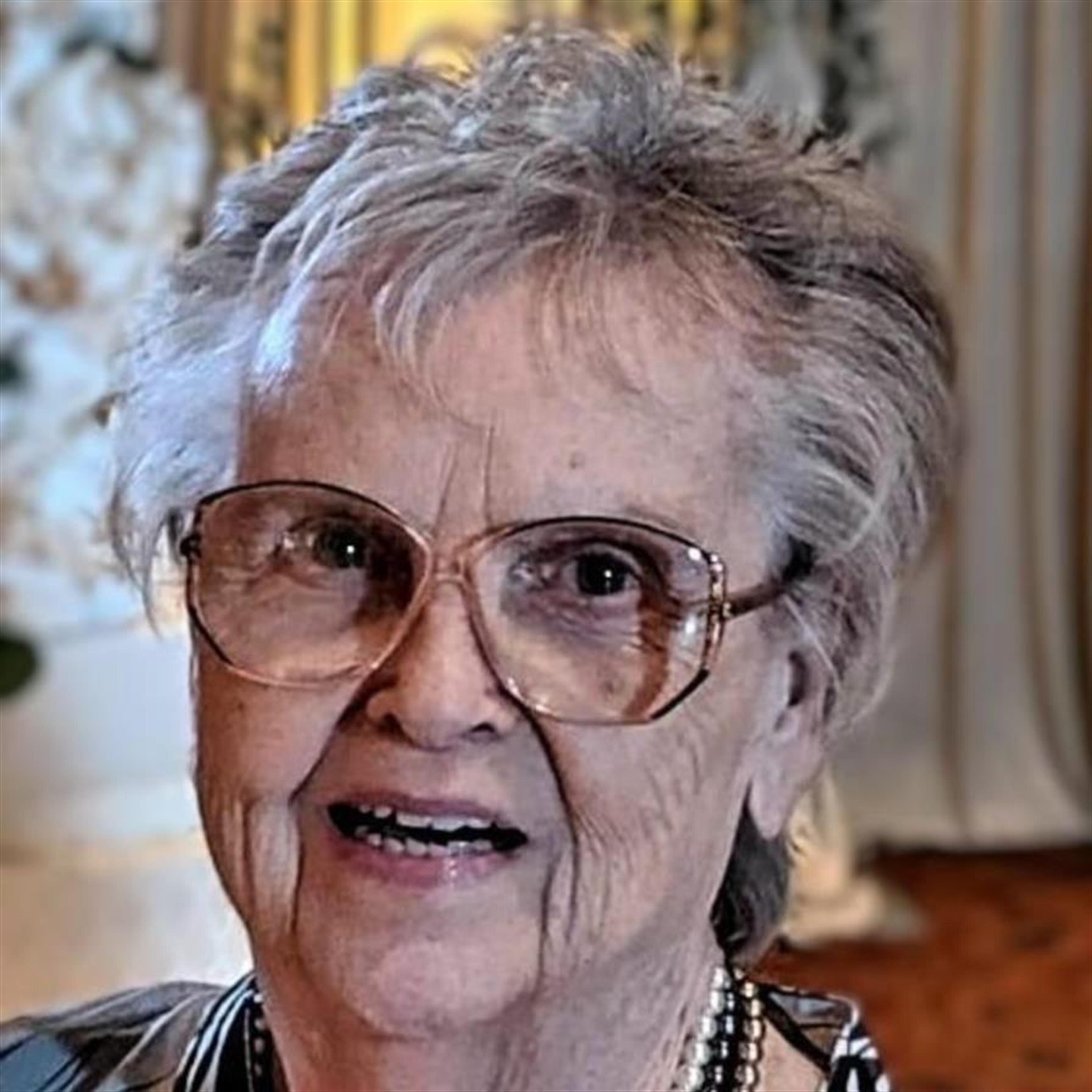 Betty Lou Wood