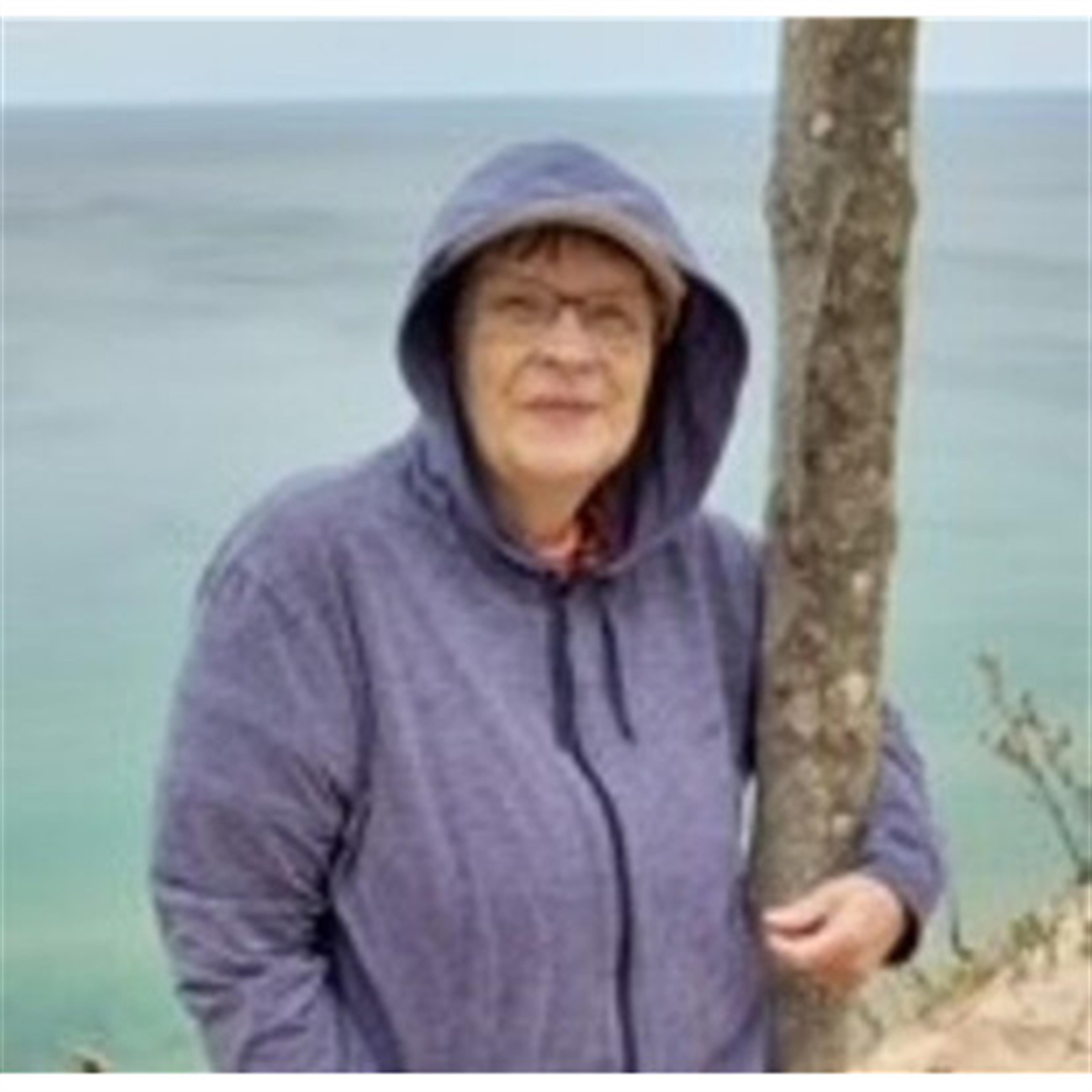 Bernice "Bunny" Lynne Voss