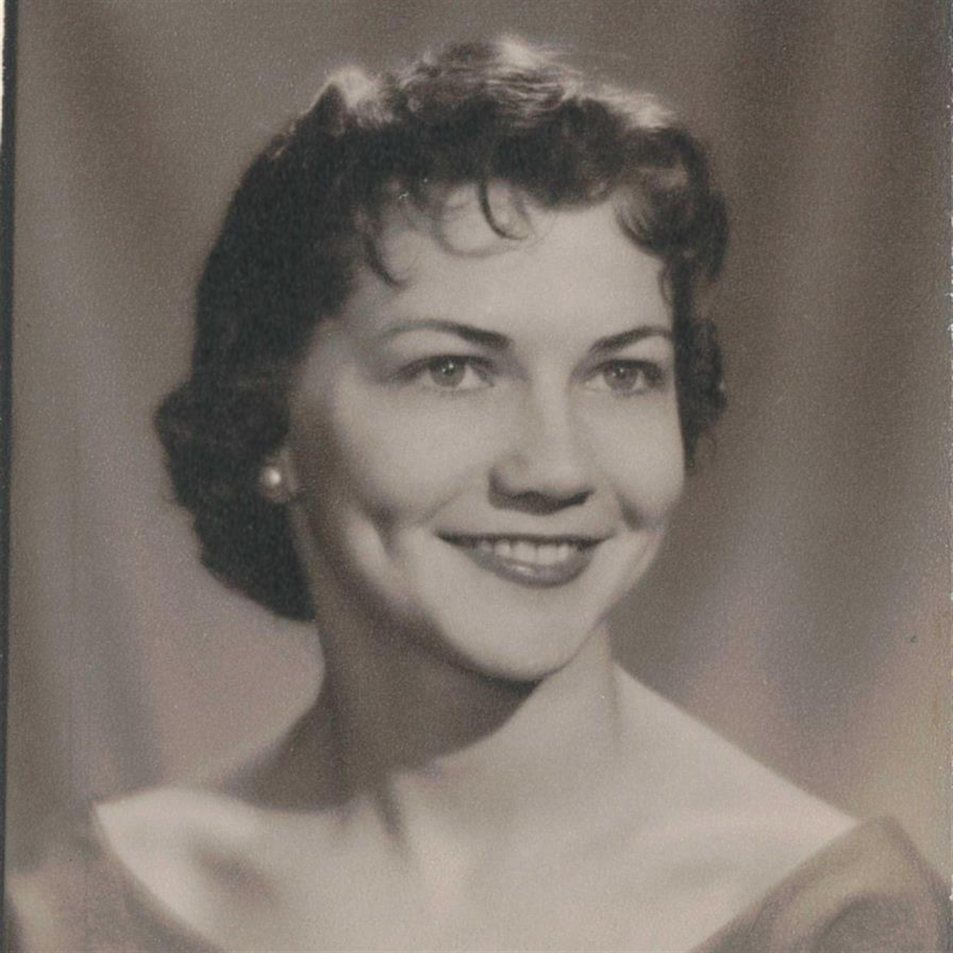 Beatrice Valrie Baty Senter