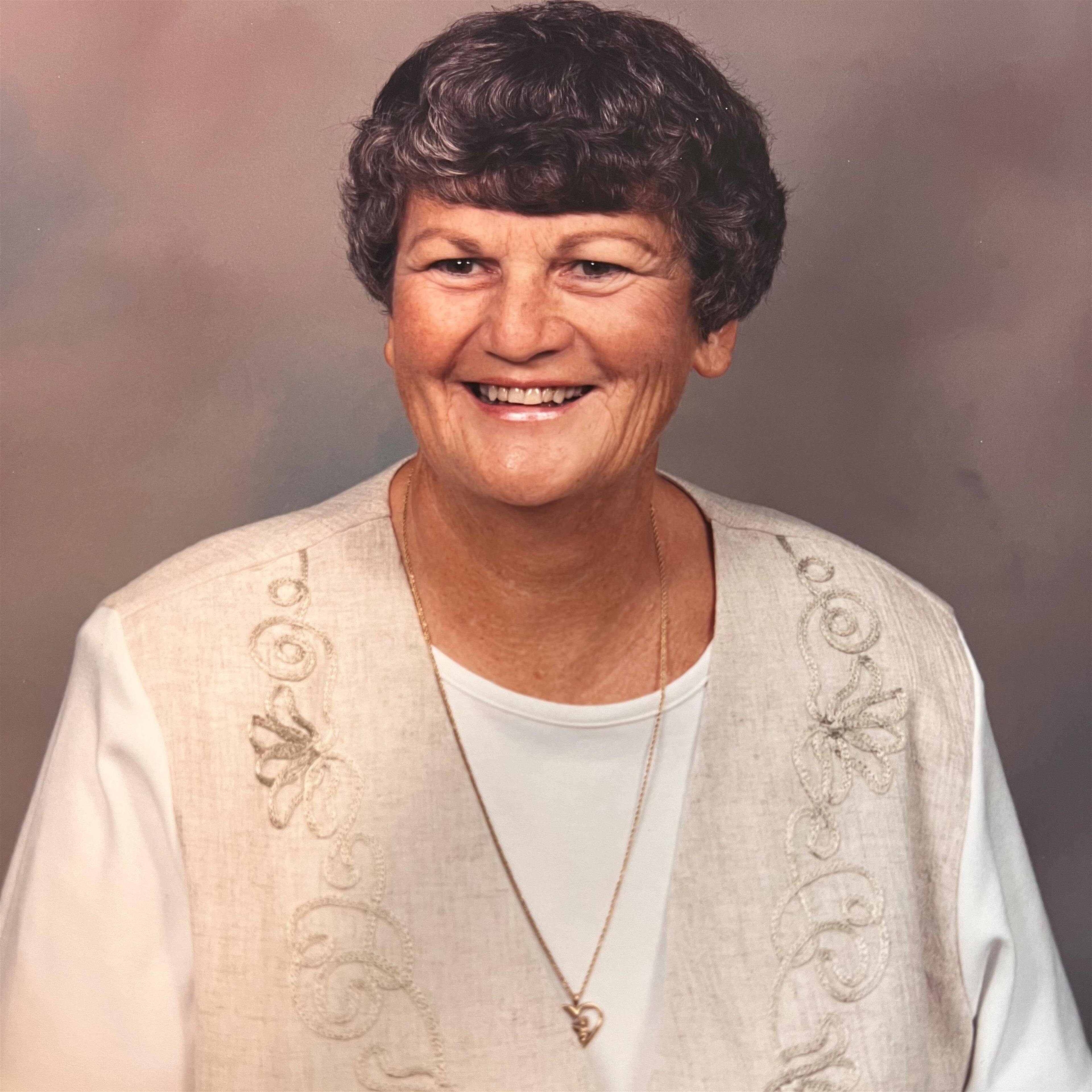 Elma "Marilyn" Torrence (Lebanon)