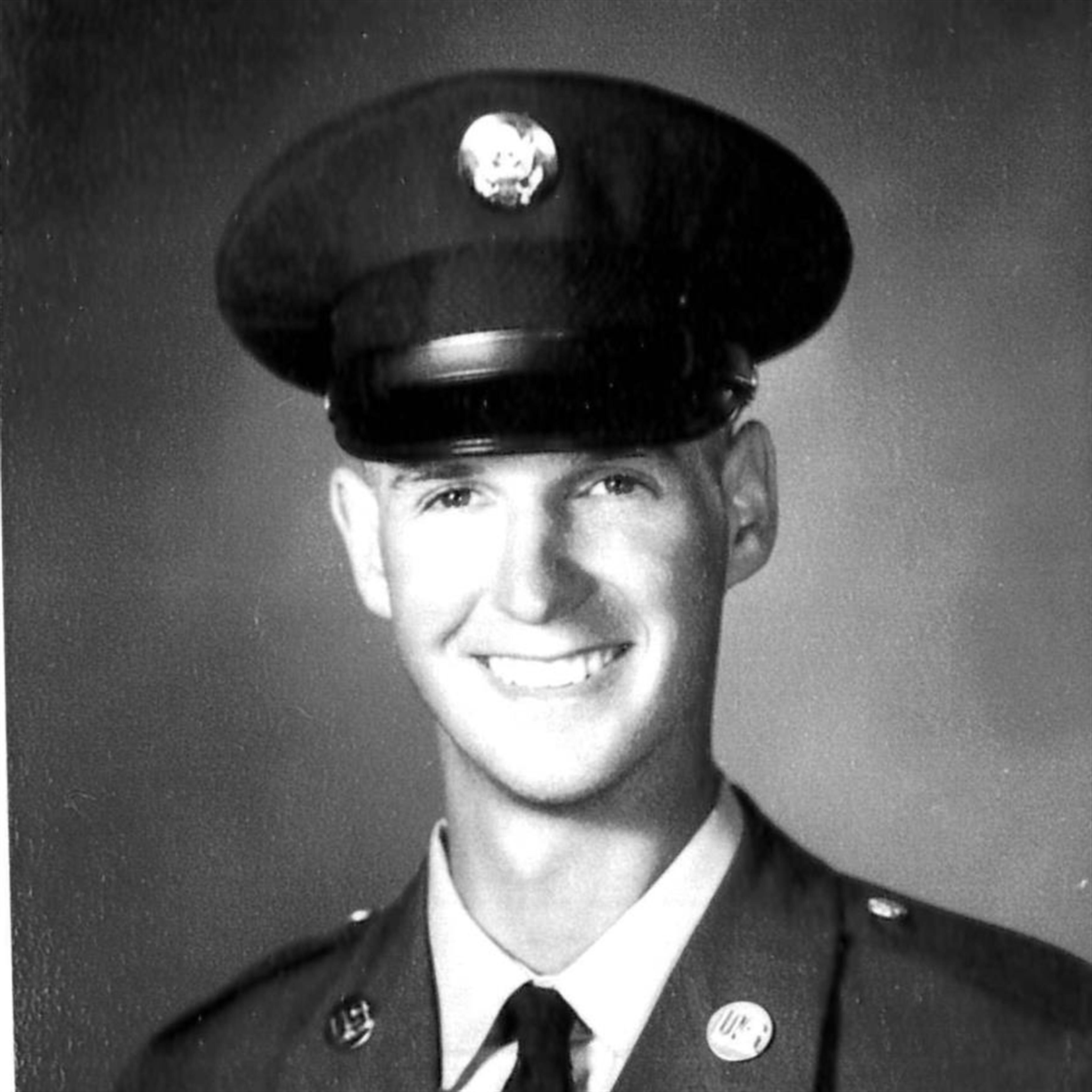 Gary M. Usmial