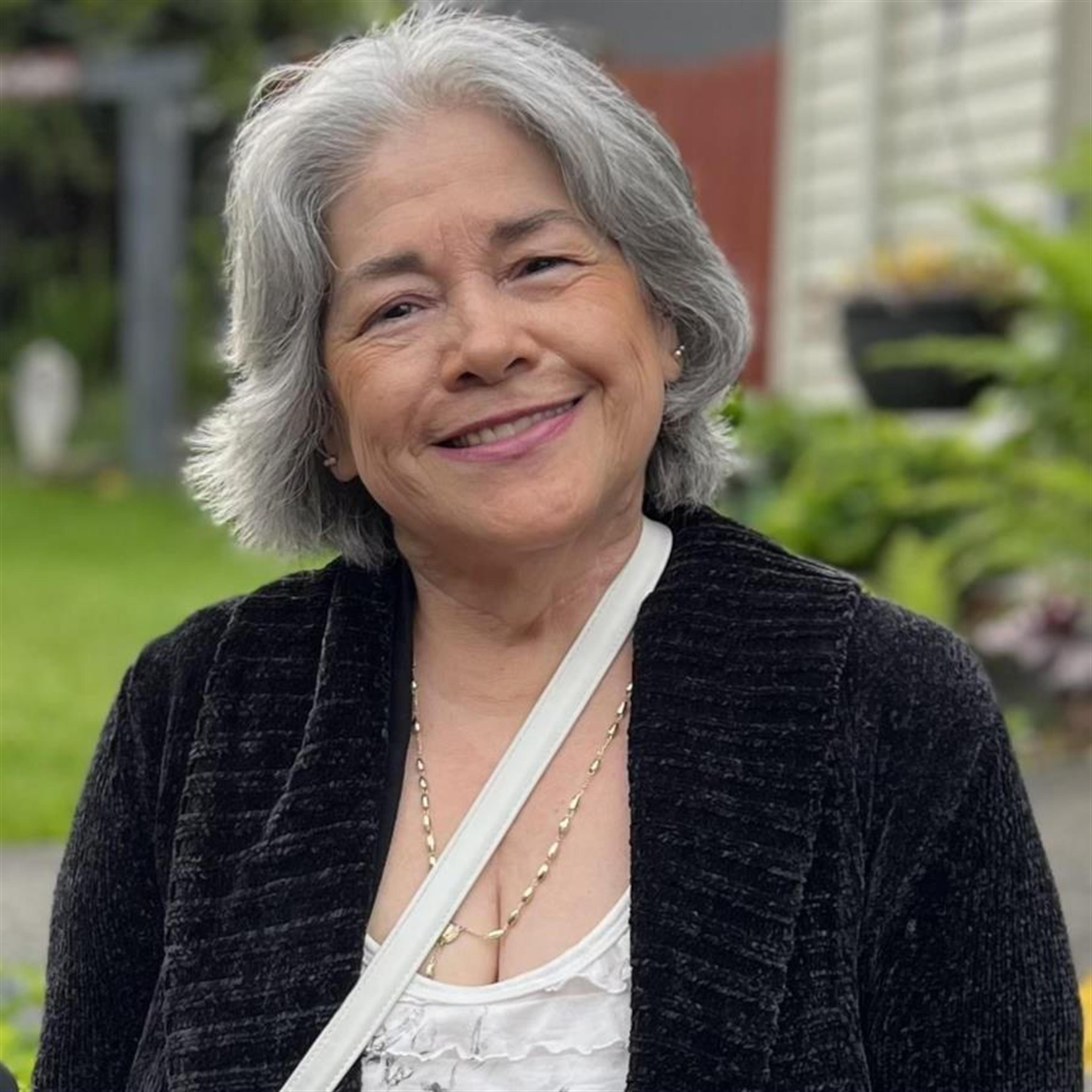Helen C Portuondo