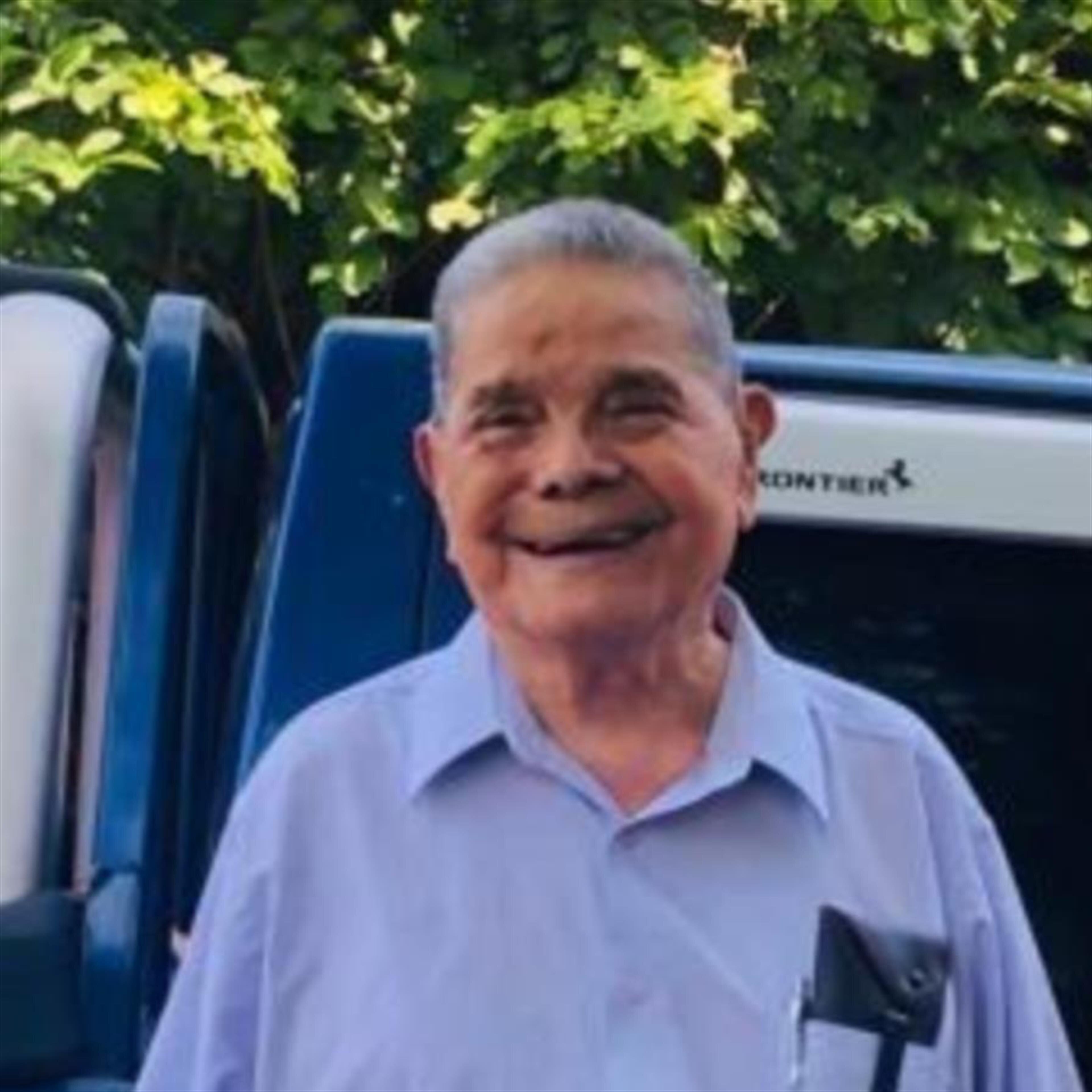 Rogelio Lovo