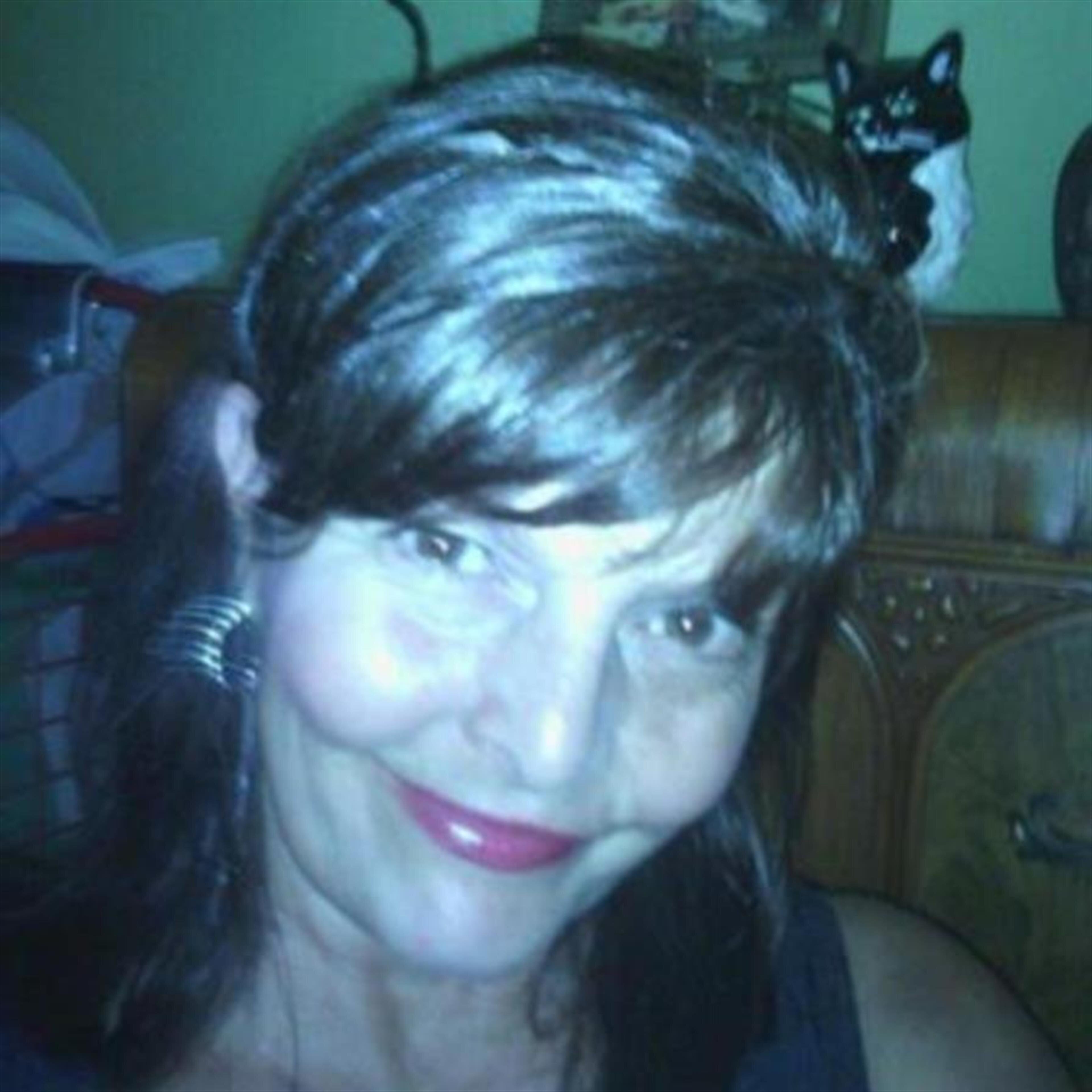 Deanna Lynn Isabell
