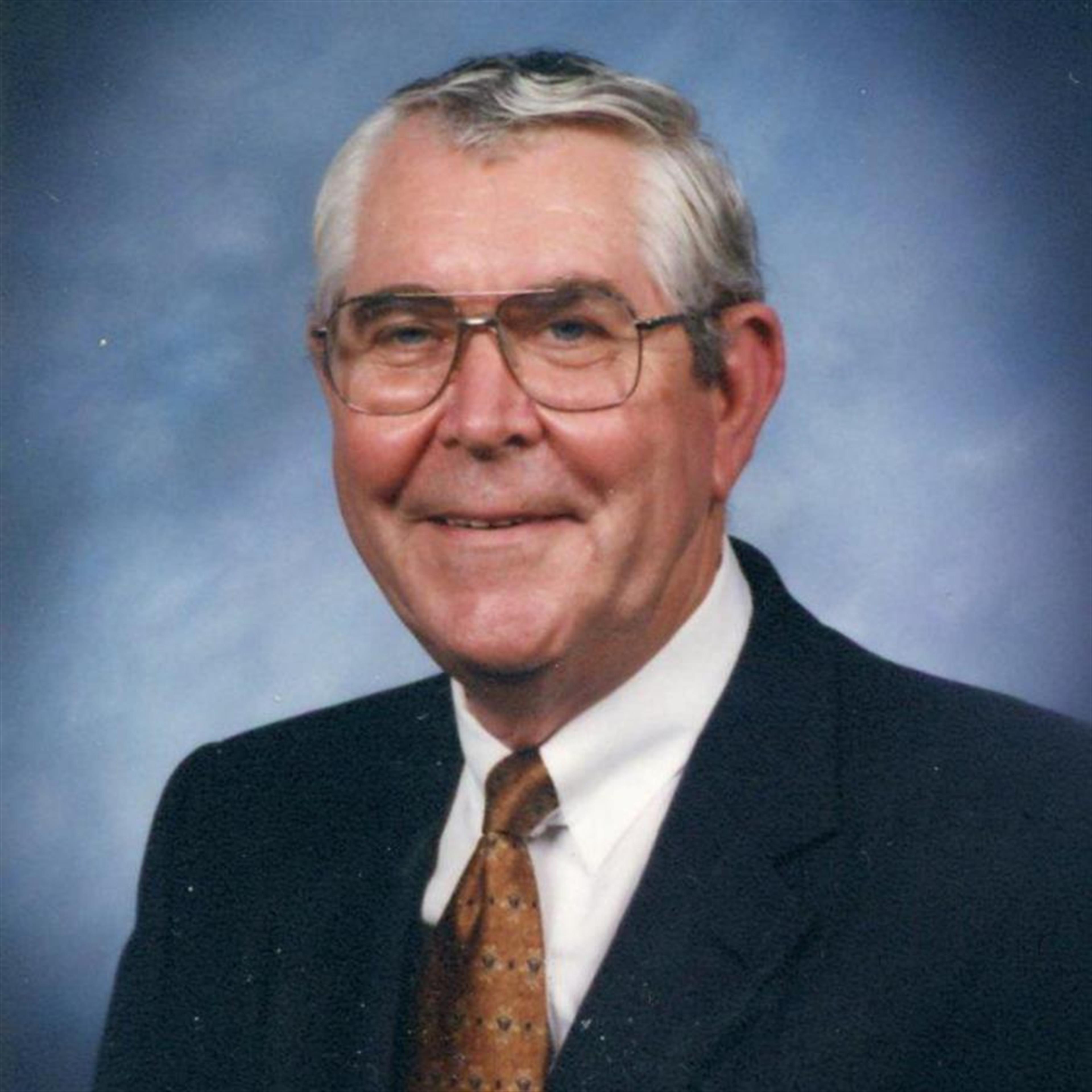 Carl Roger McDonald's obituary picture