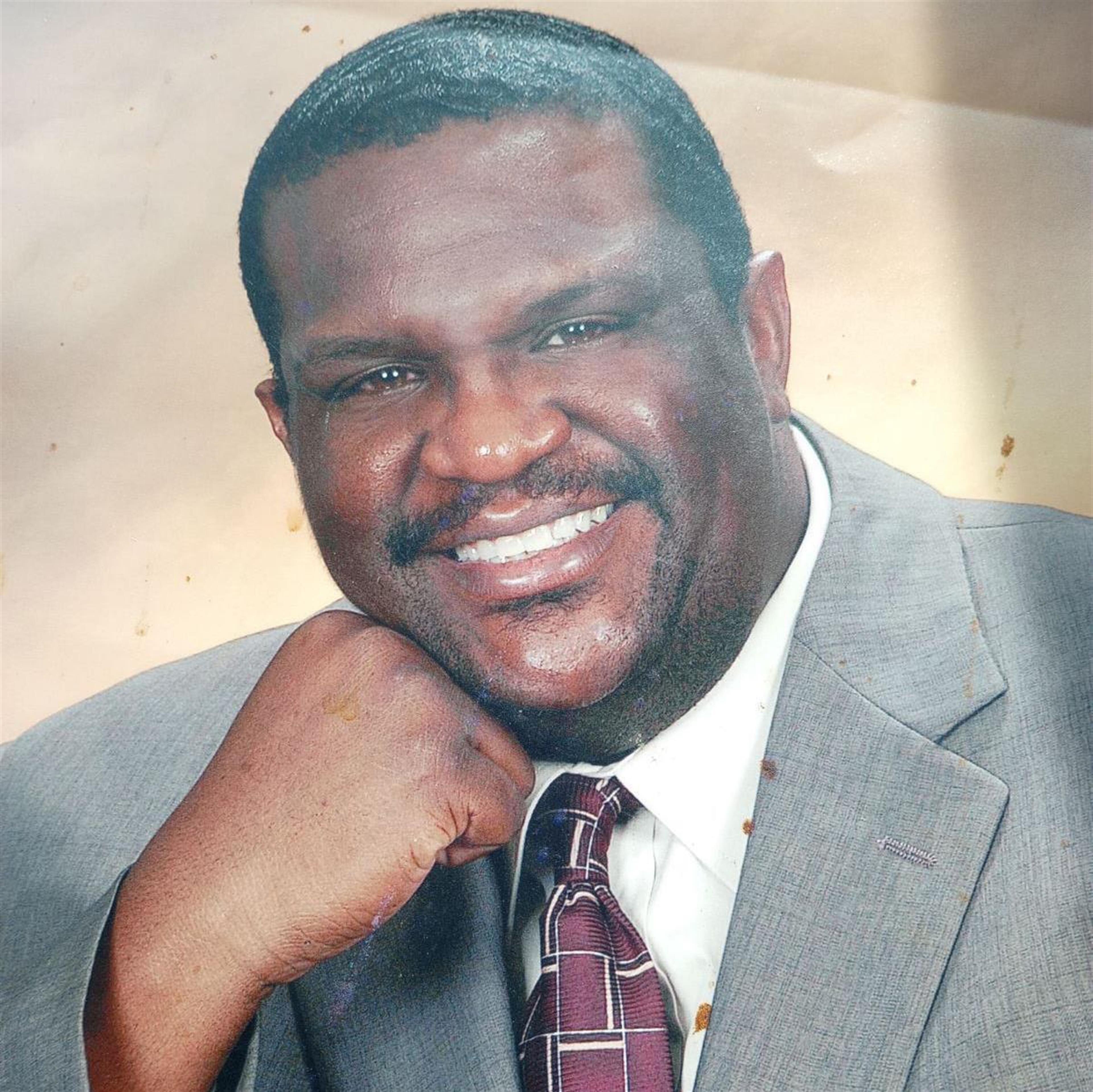 Eric Lamont Mitchell