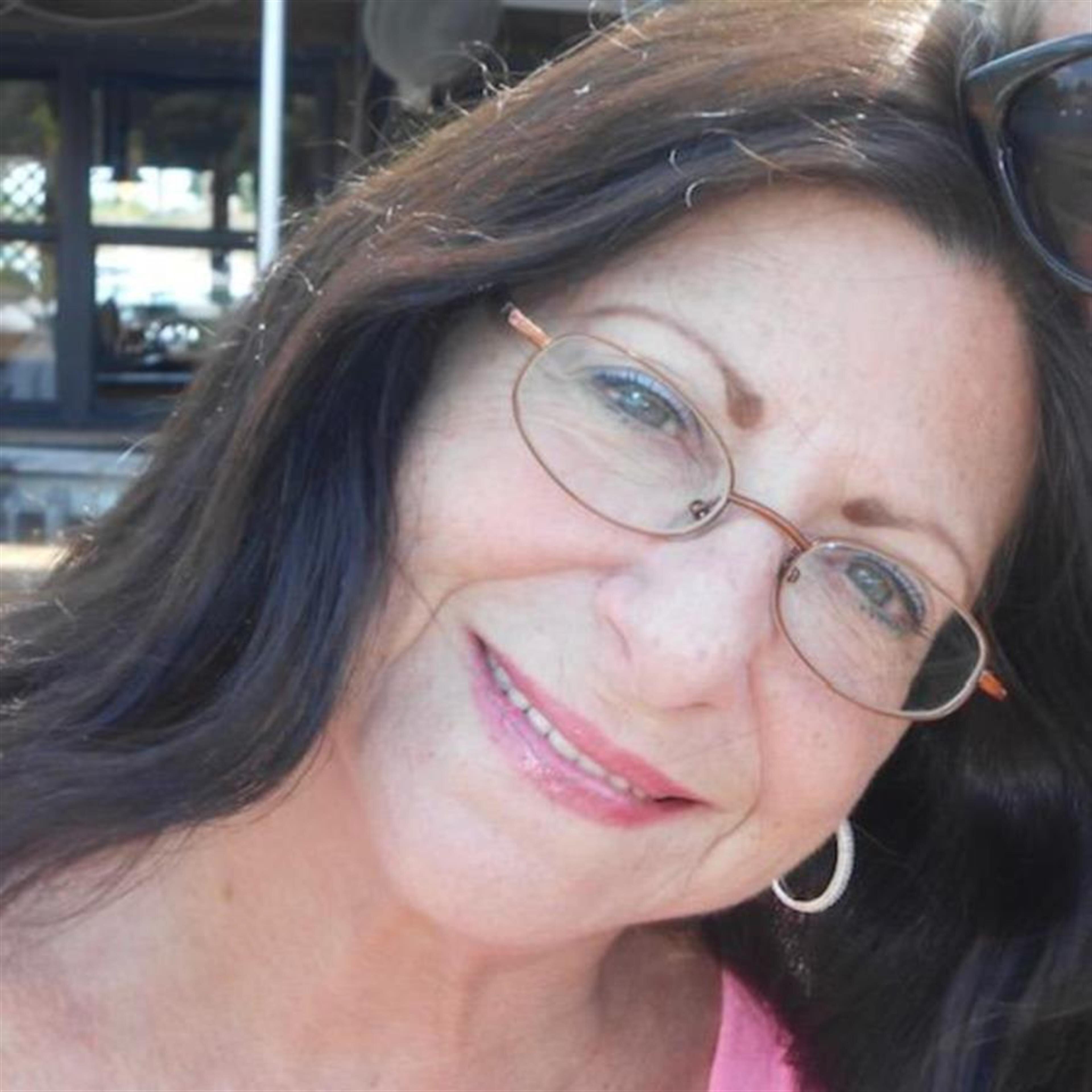 Donna E. Lang