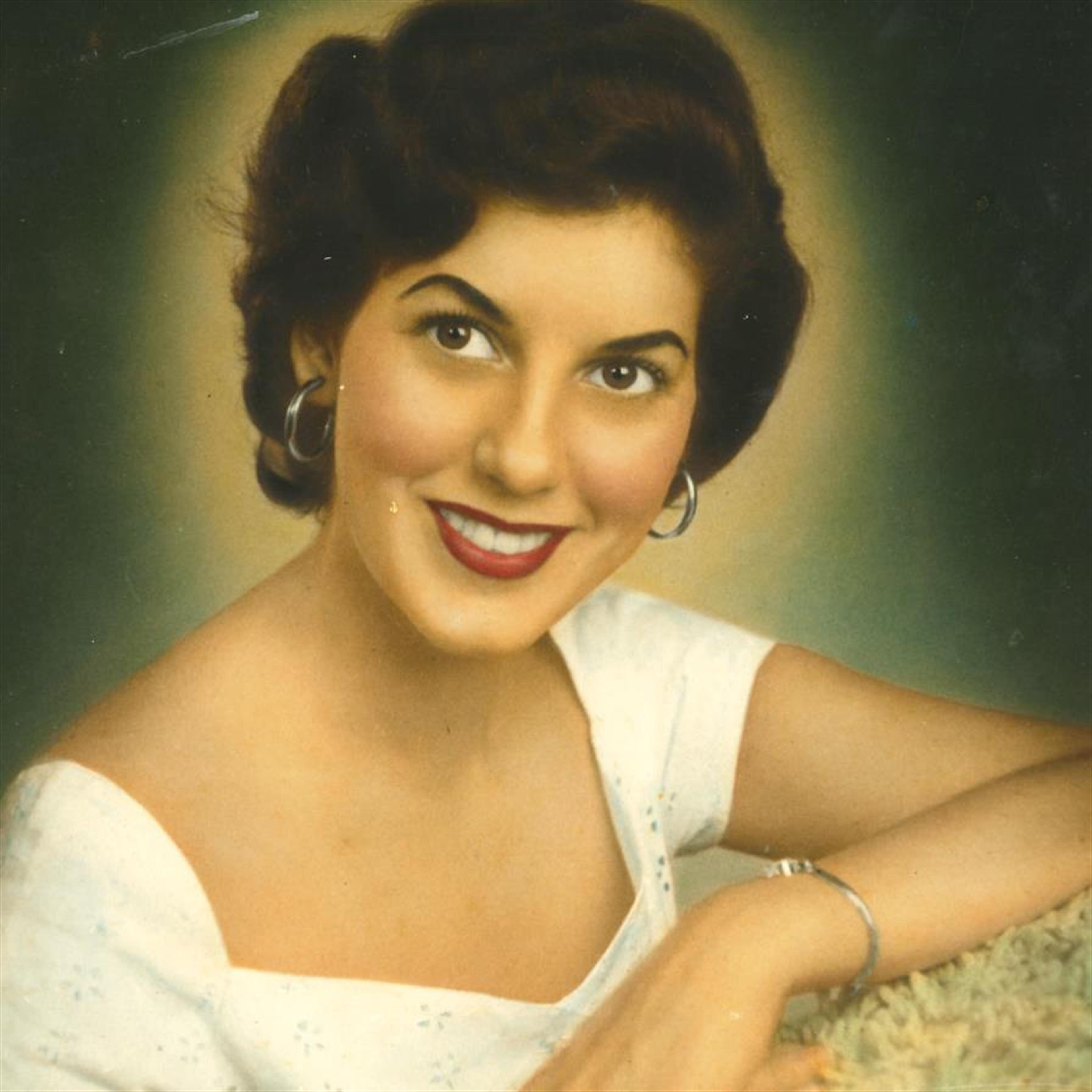 Hope Pandiello Echezabal